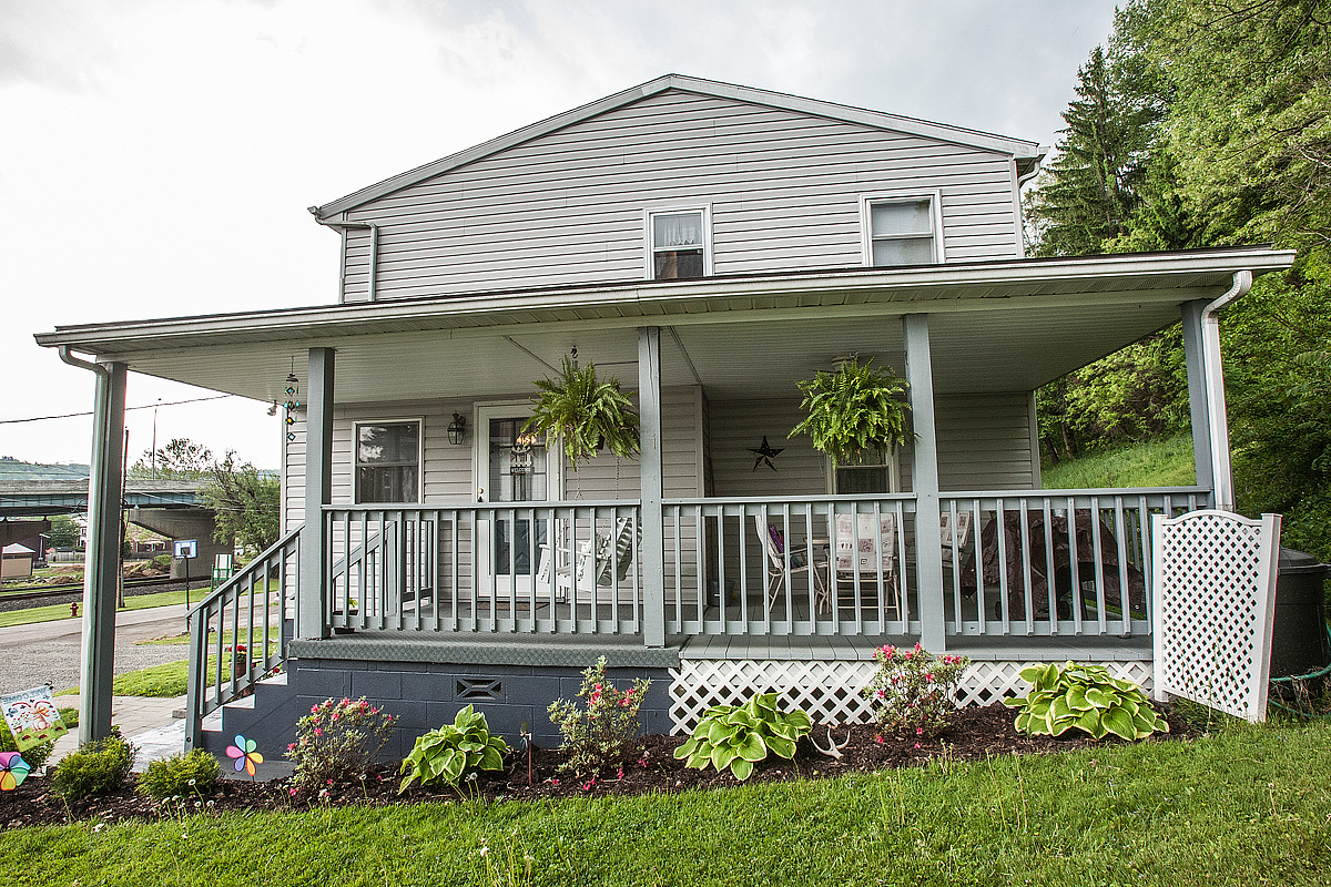 02Miller_103ChurchStRayland.jpg