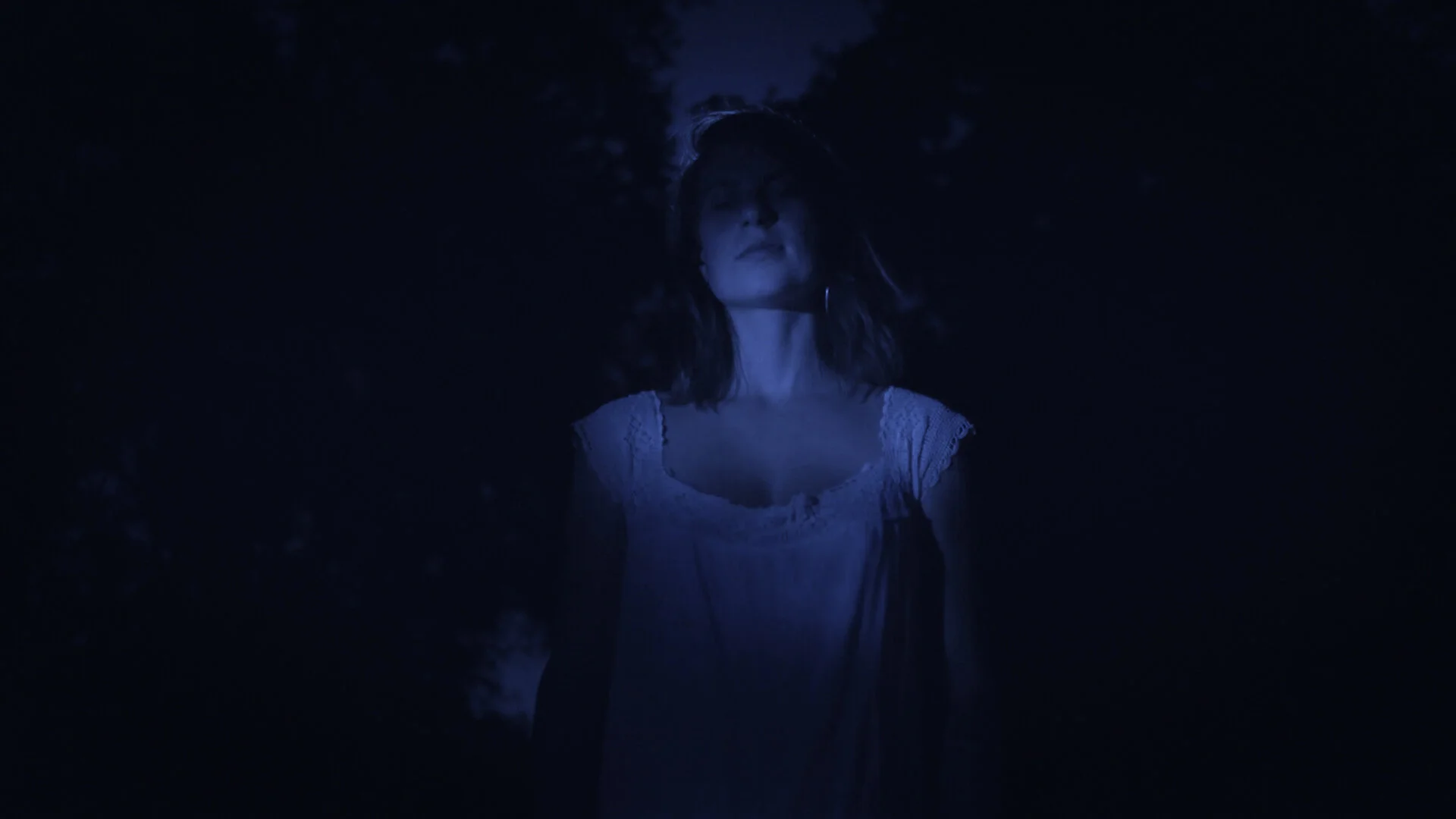 LOVE_EYES_v3.00_01_44_06.Still008.jpg