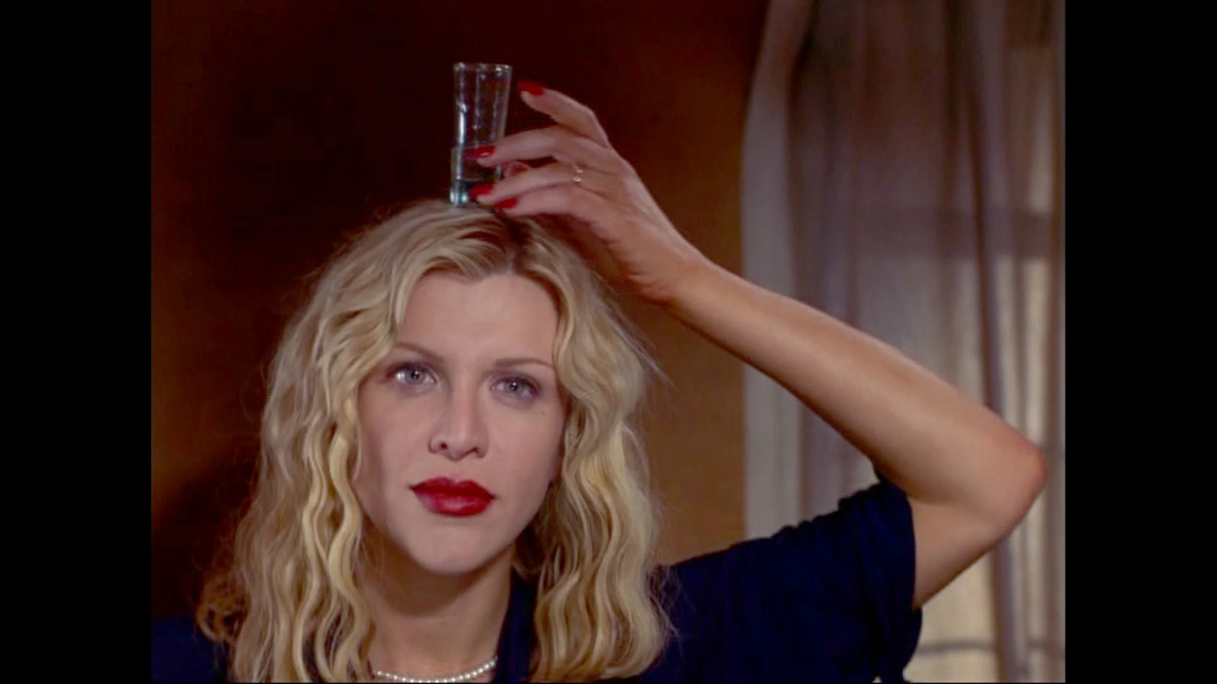Courtney Love in "Beat"