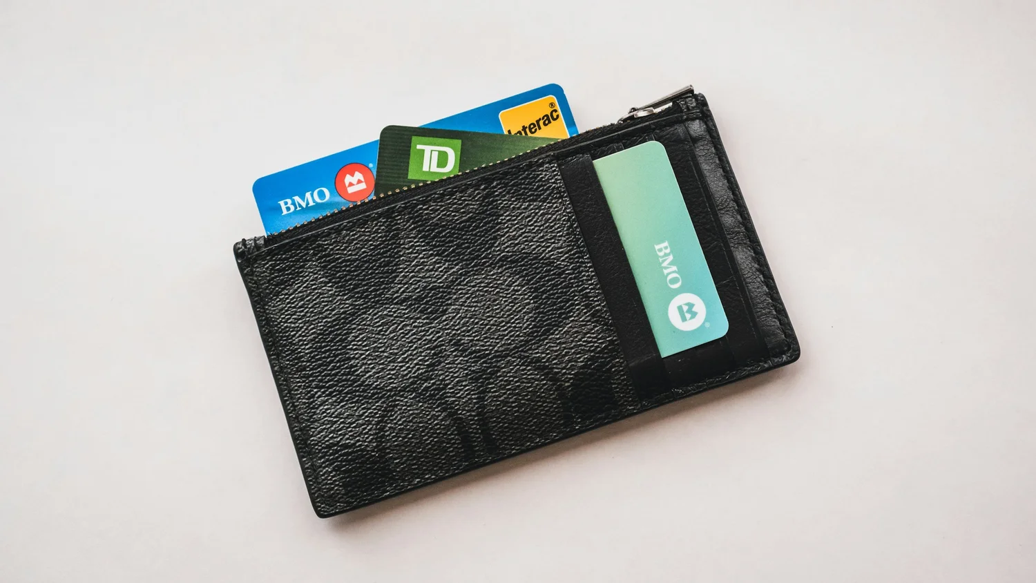 How to Pay Yourself: The 2026 Guide for Canadian Sole Proprietors and Corporations