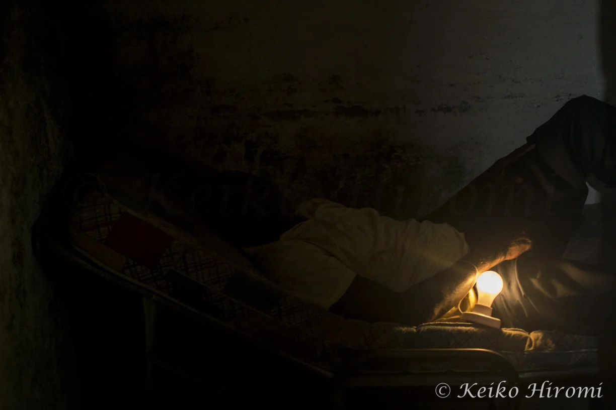 Light off012.jpg