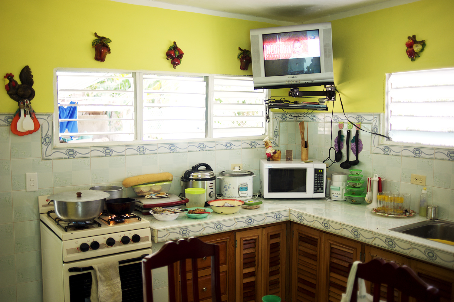 Inside A Júcaro Kitchen