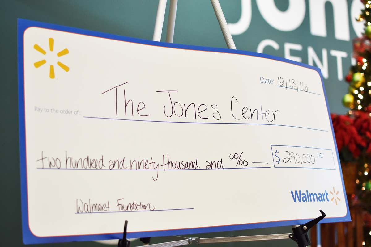 Walmart check presentation, walmart, walton family foundation, nwark, jones center