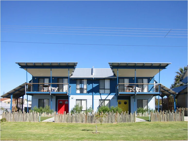 HOUSES issue 2dpi.jpg