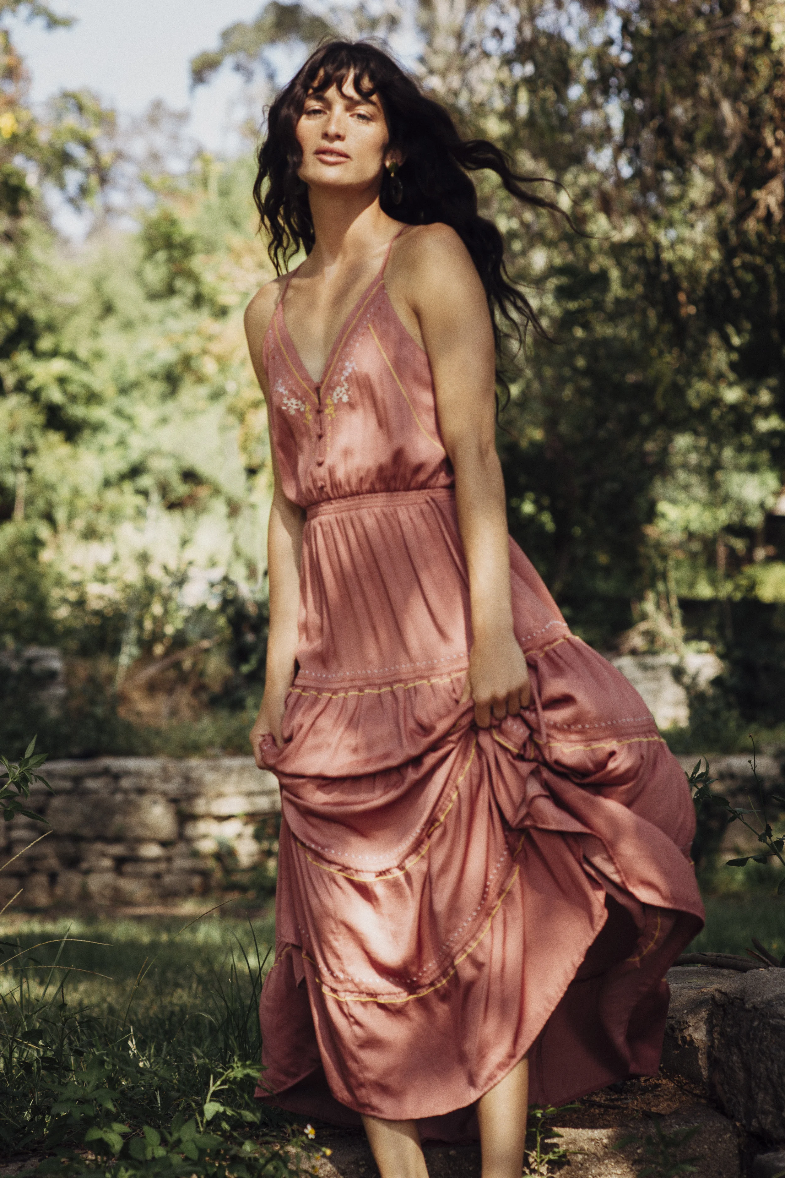 Dolan SS191079.jpg