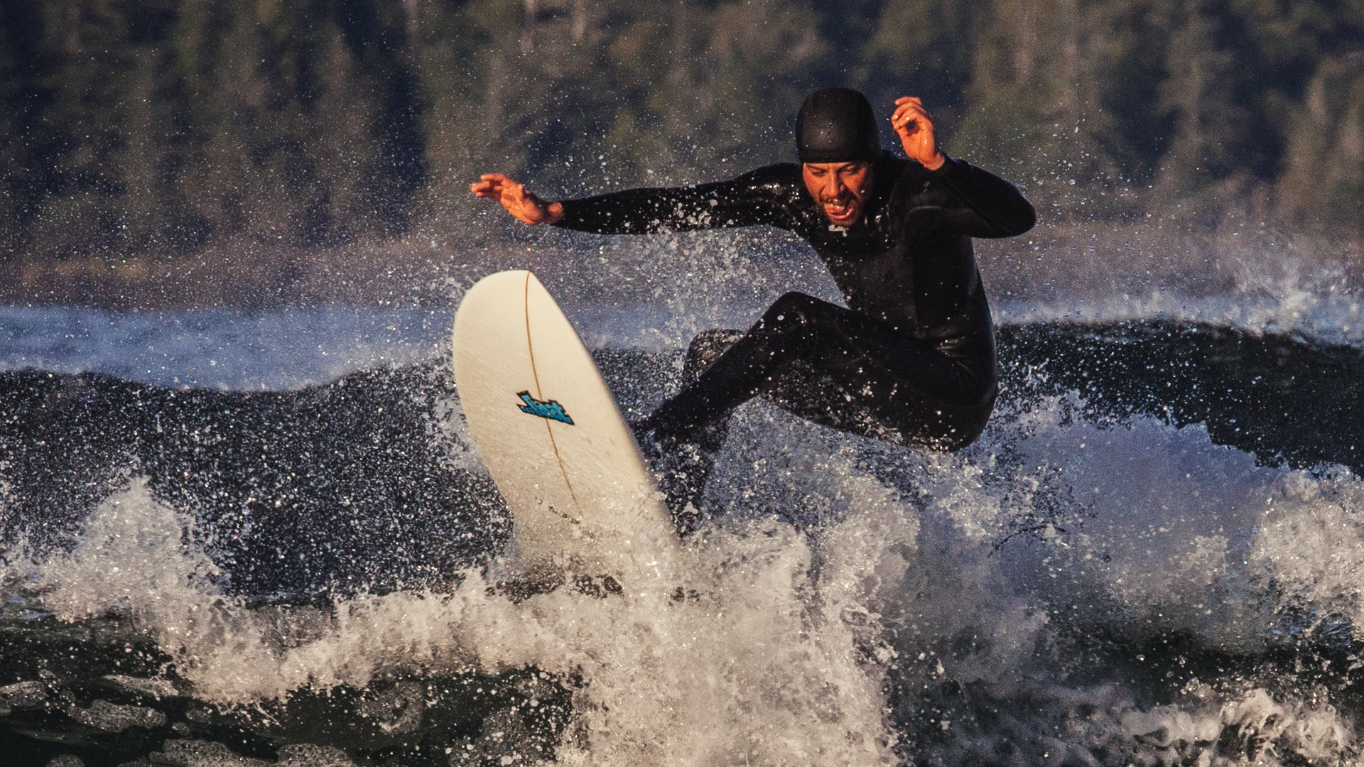 2017.12.02.2017.12.03.5D.Tofino.Stills_0045.jpg