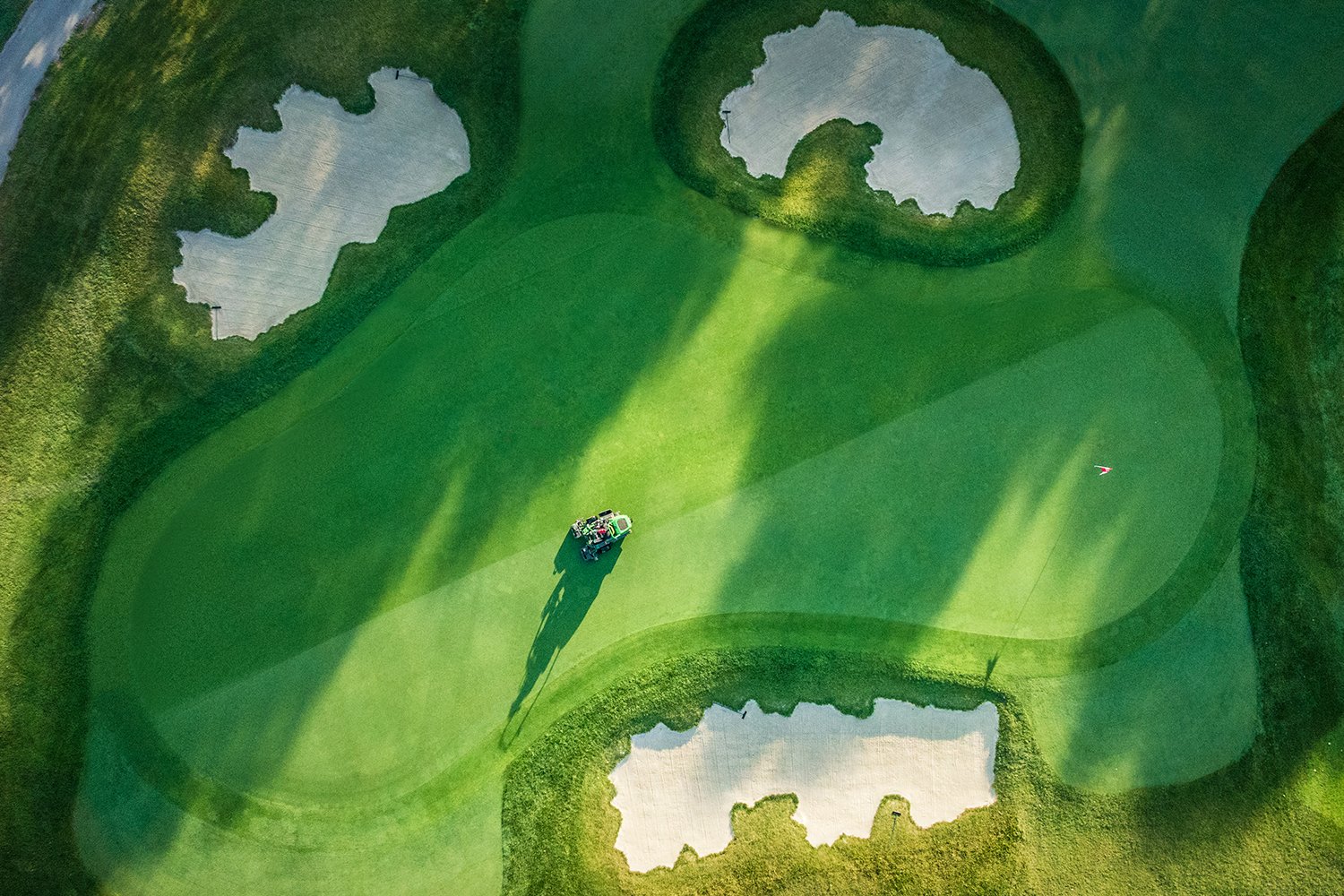Hal-Silverman-Cavalry-Club-Greens-Keeper