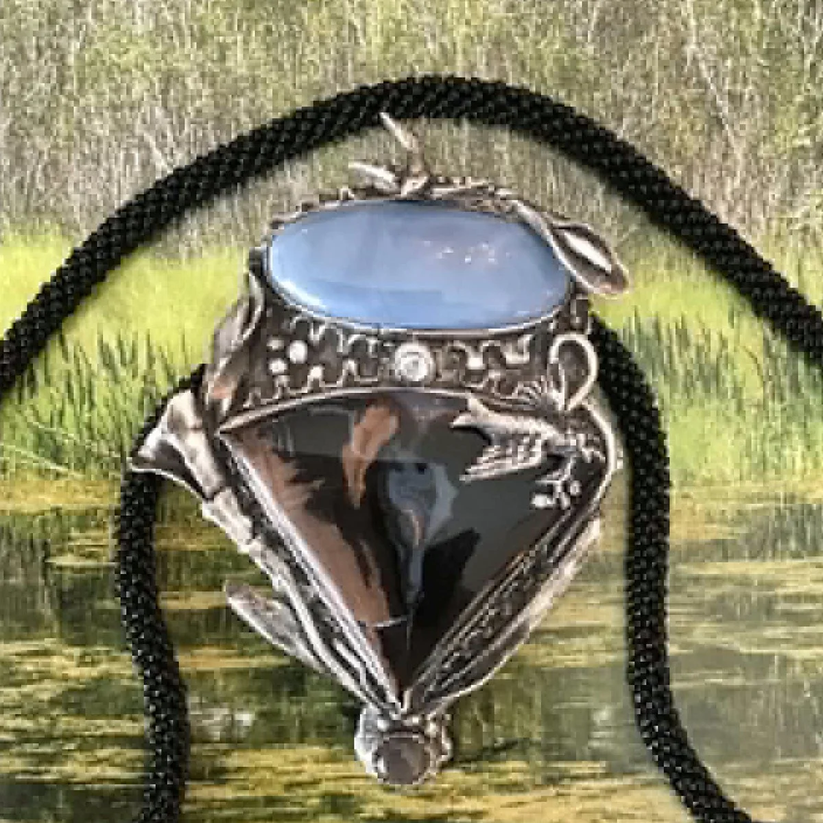Ellens new necklace image.jpeg