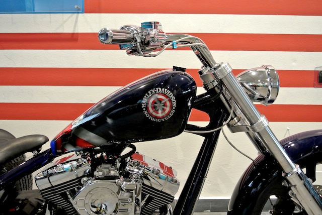 2013 Super-Trike Captain America 2013 10 07 by American Dreams 11.jpg