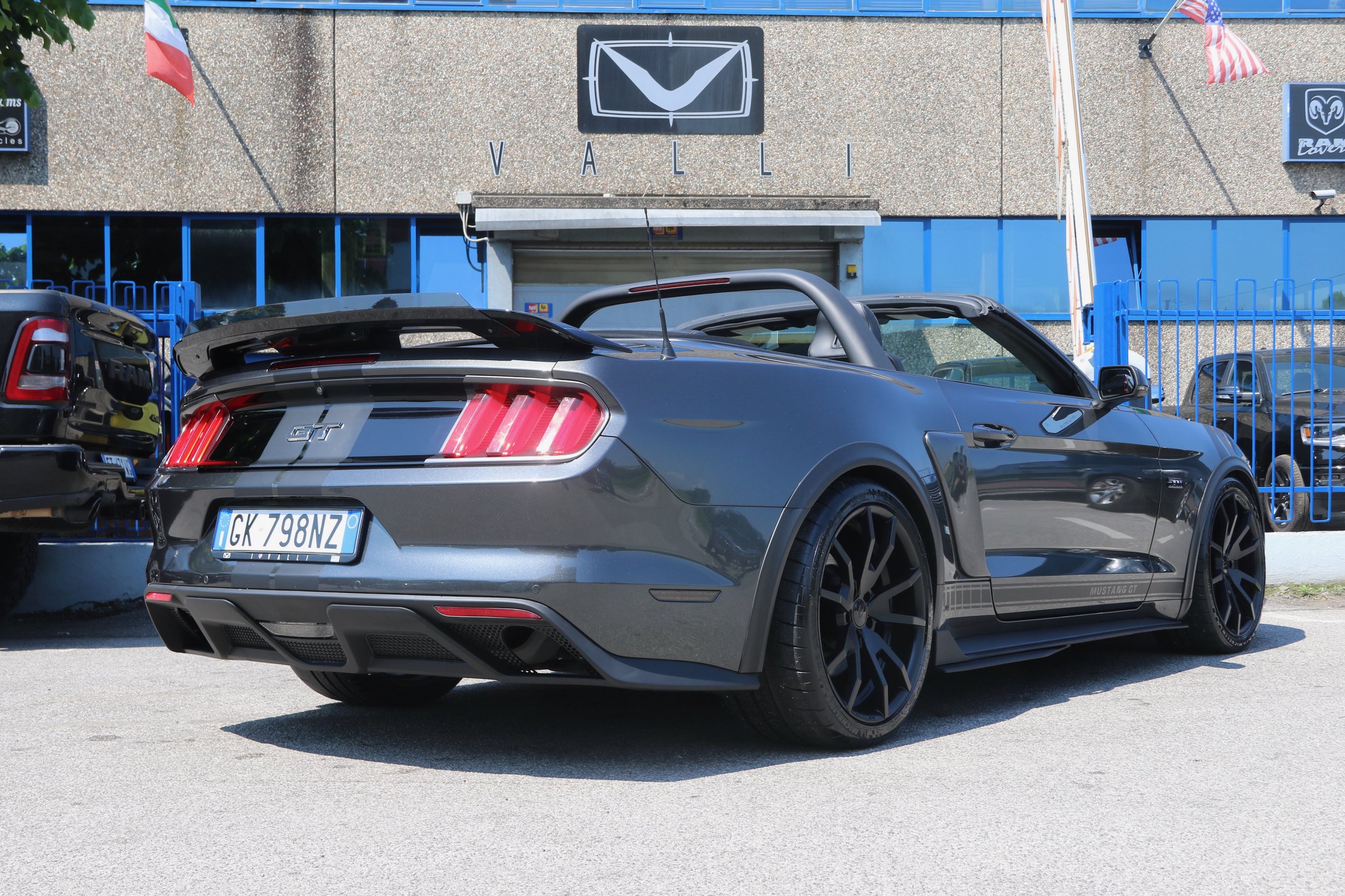 04 2015 Mustang GT 5.0L Coyote Convertible Marco Vignale.jpeg