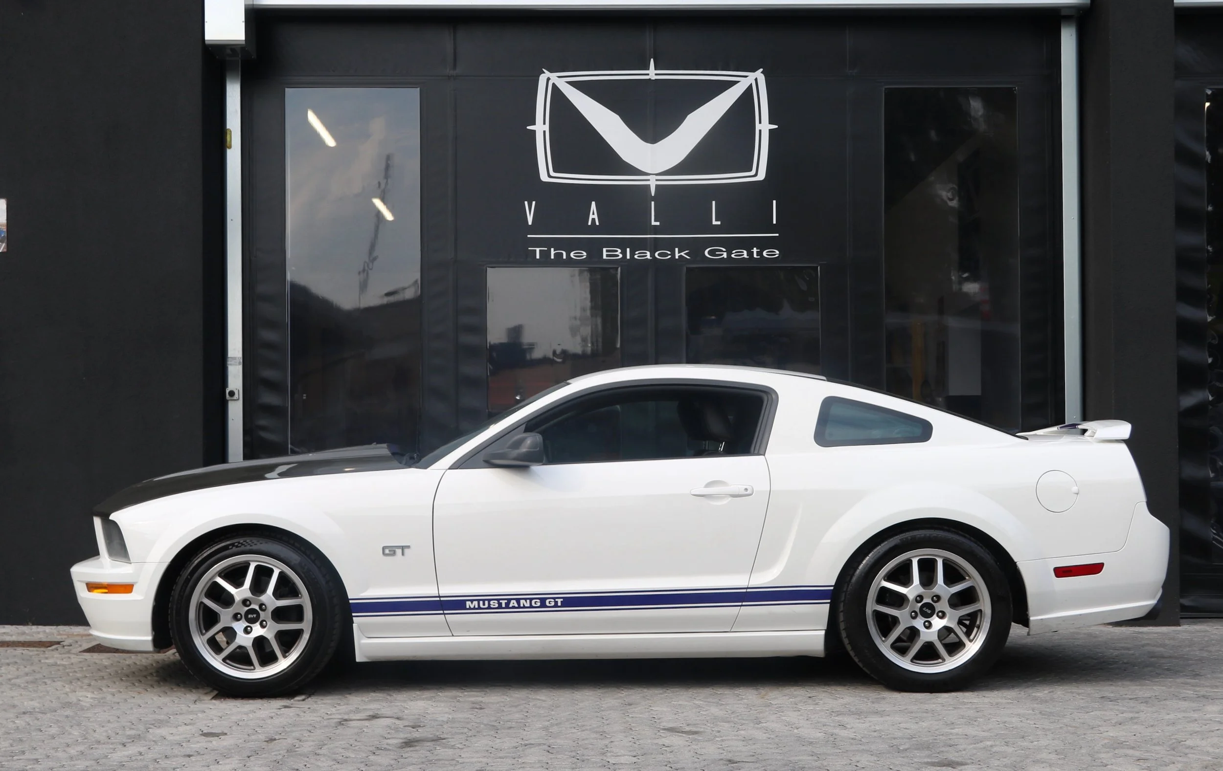 03 2007 Mustang GT 4.6L V8 Fastback Mattia Mele - VALLI The Black Gate.jpeg