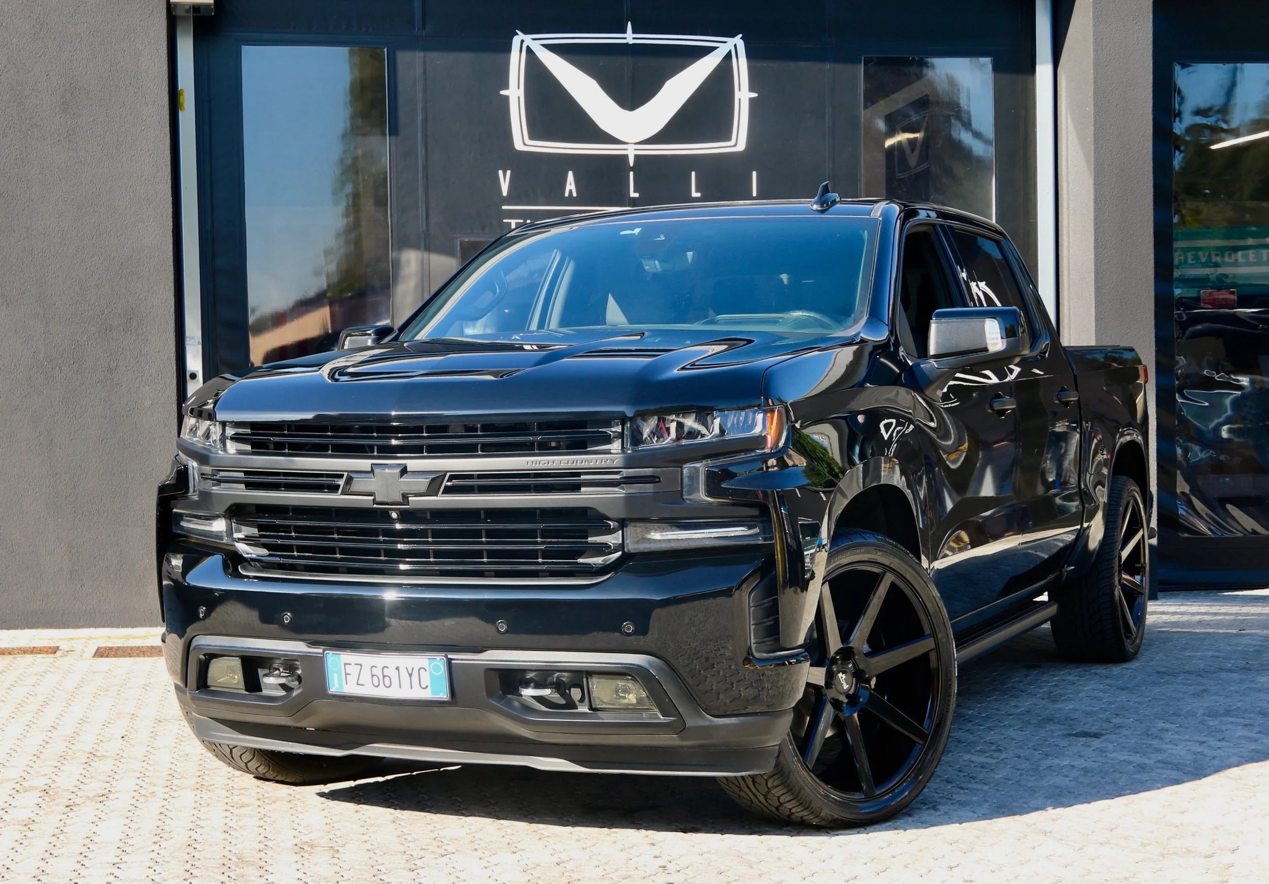 00A 2019 Chevrolet Silverado High Country 6.2L Vallizzato Total Black.jpeg