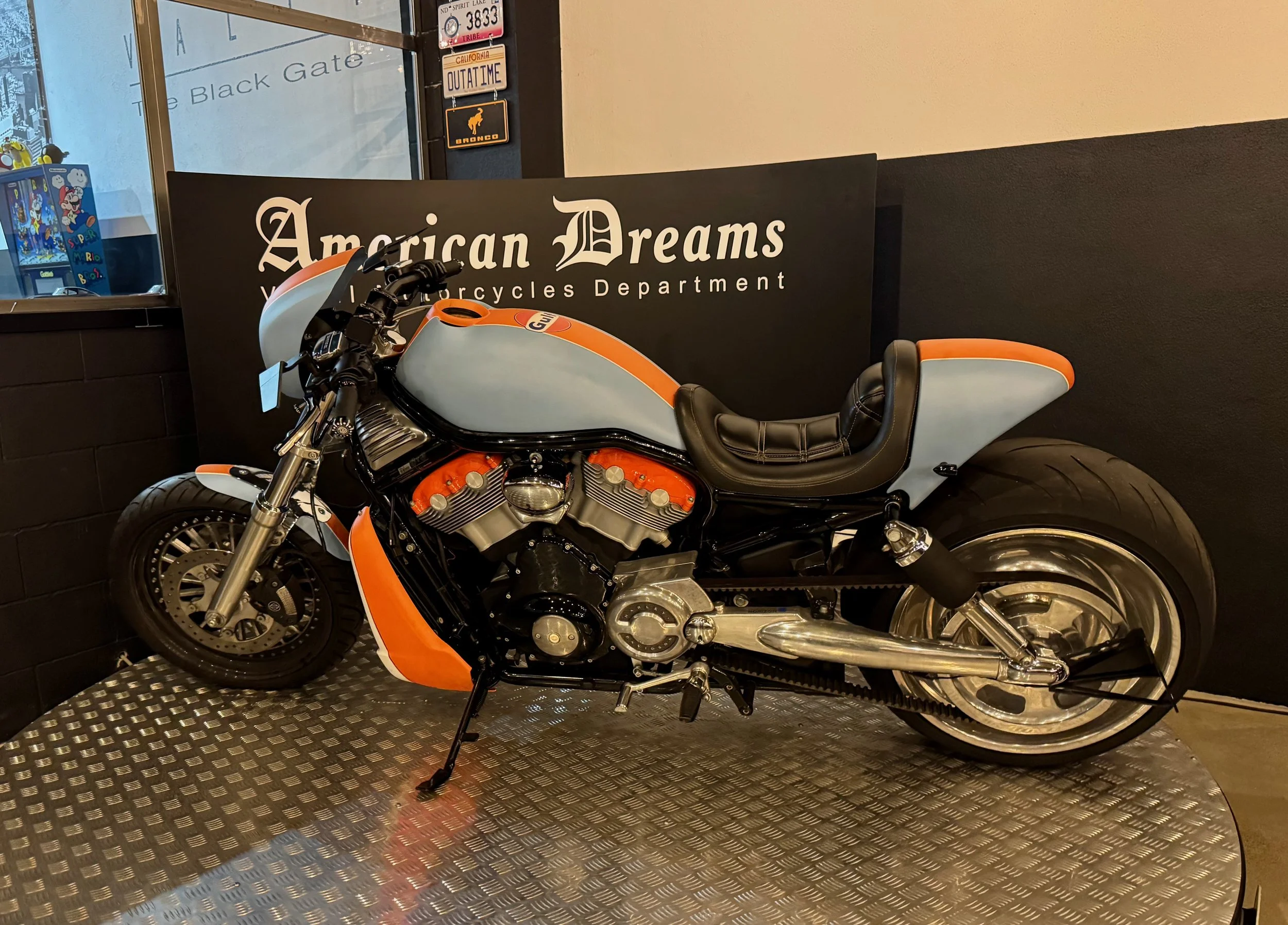 03 2005 HD V-Rod Proto-Gulf.jpeg