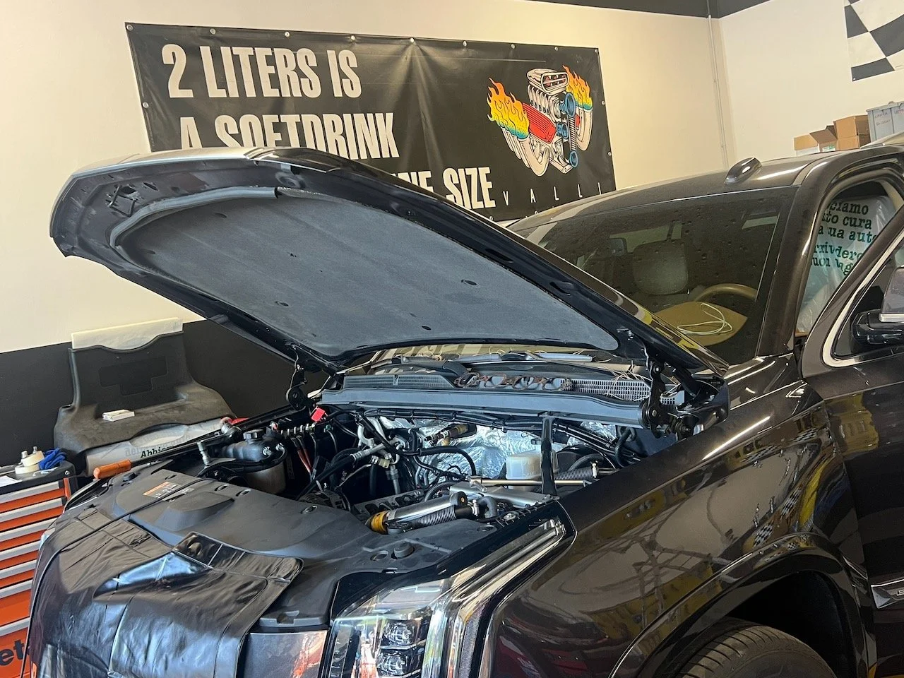 01 2016 Cadillac Escalade SUV Oronzo De Iacono.jpeg