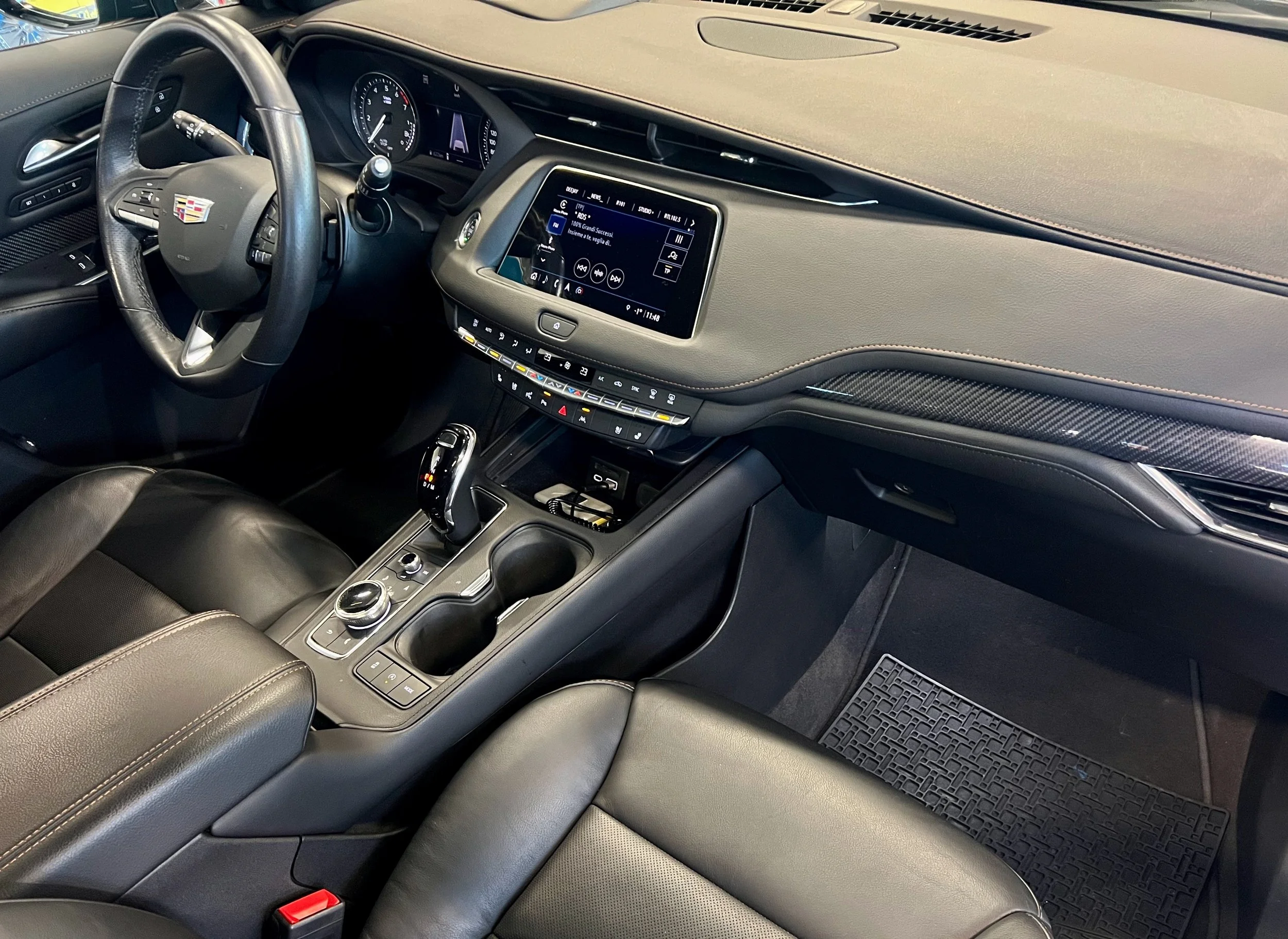 11 2023 Cadillac XT4 350T della Family.jpeg