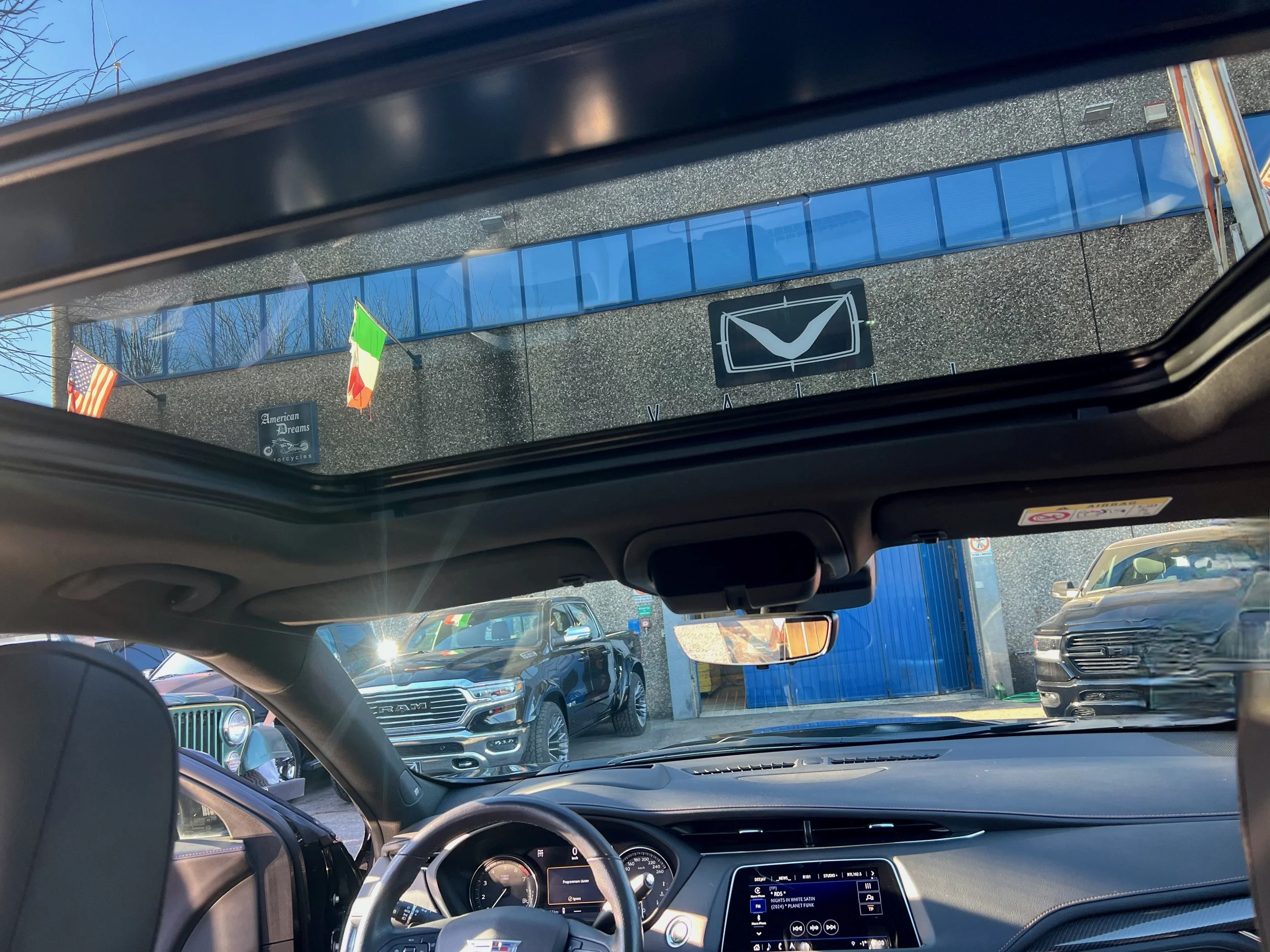 14 2023 Cadillac XT4 350T della Family.jpeg