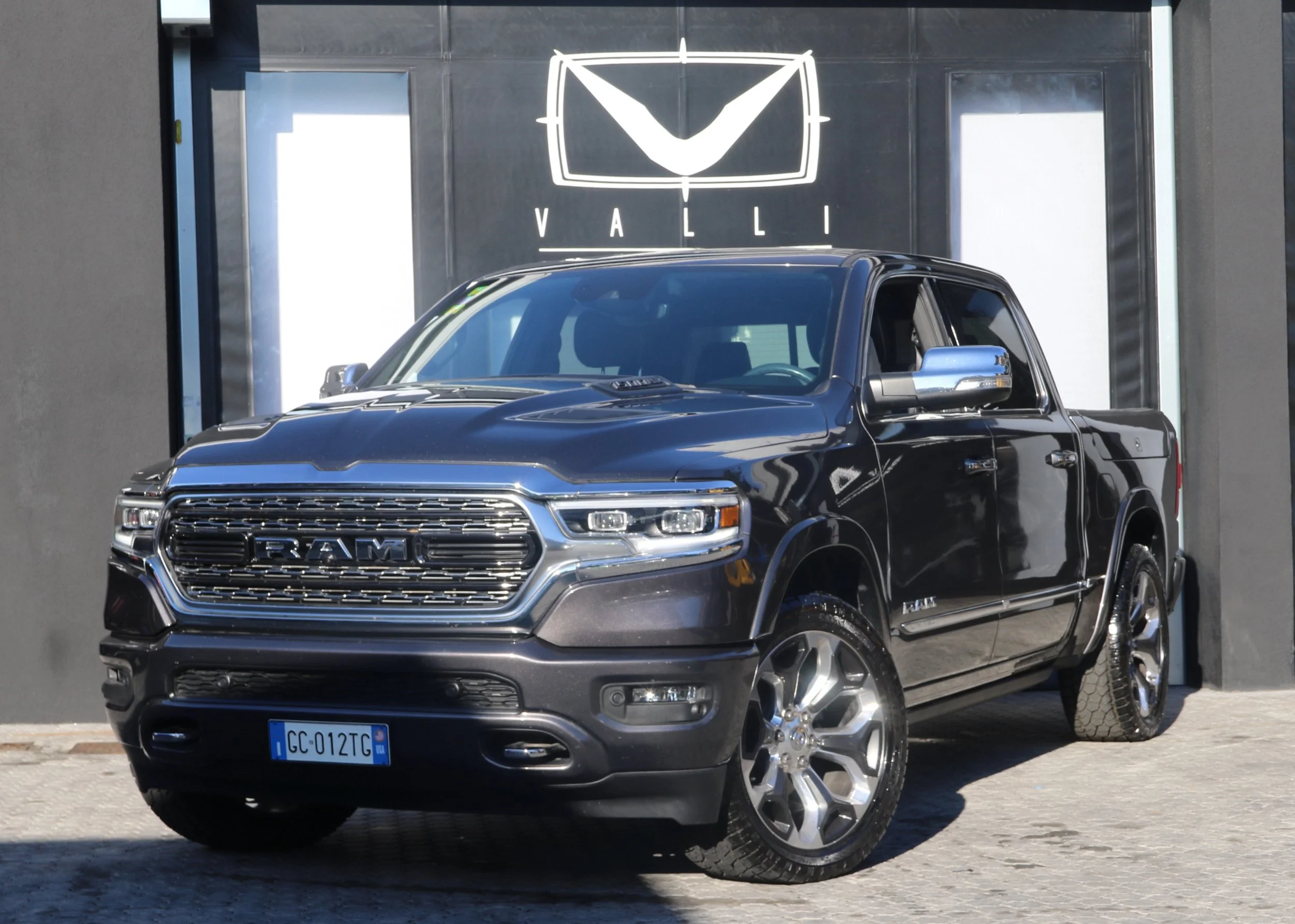 01 2020 Dodge Ram LIMITED Ram Box Granite Crystal Mario Fontana - VALLI The Black Gate.jpeg