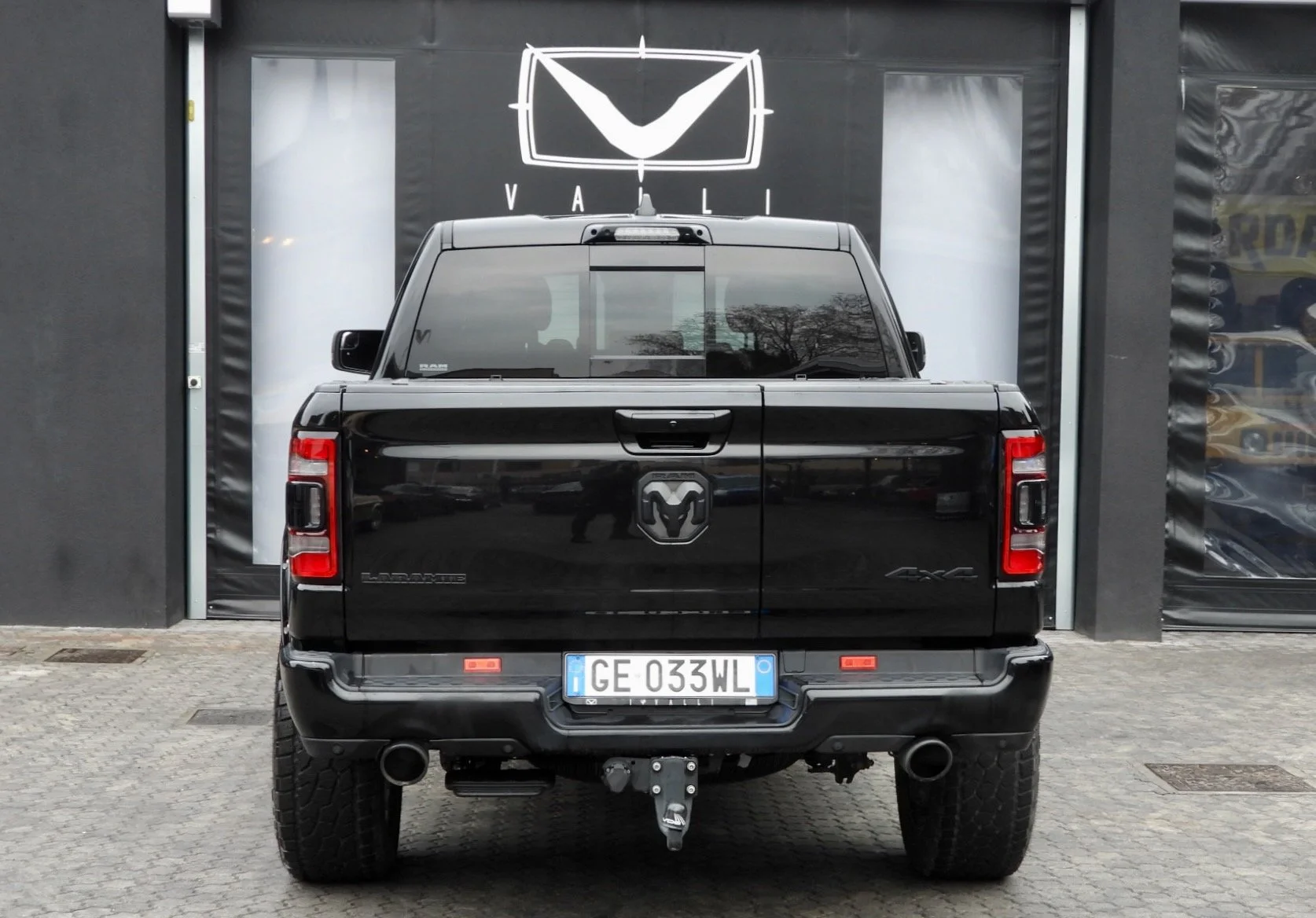 08 2021 Dodge Ram DT Laramie Sport Bruno Livraghi (2) VALLI The Black Gate.jpeg