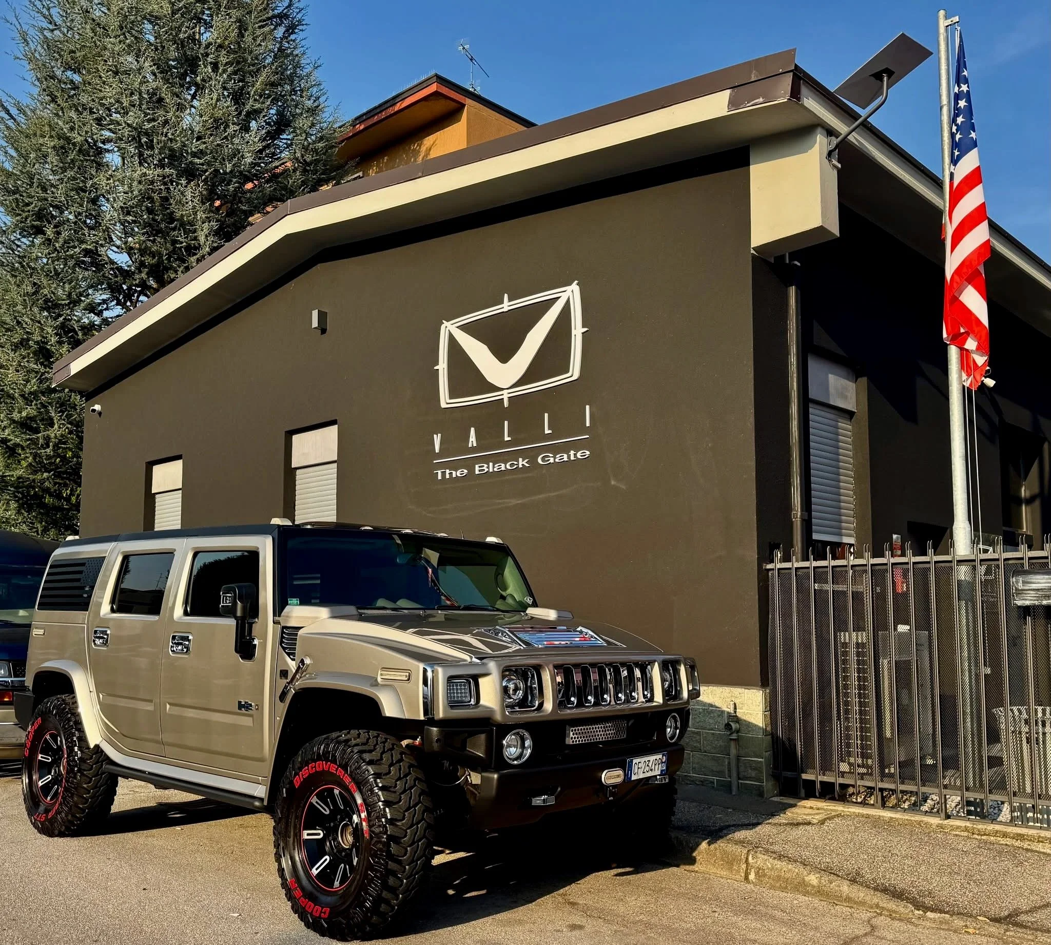 001A VALLI - The Black Gate- selezione.jpeg