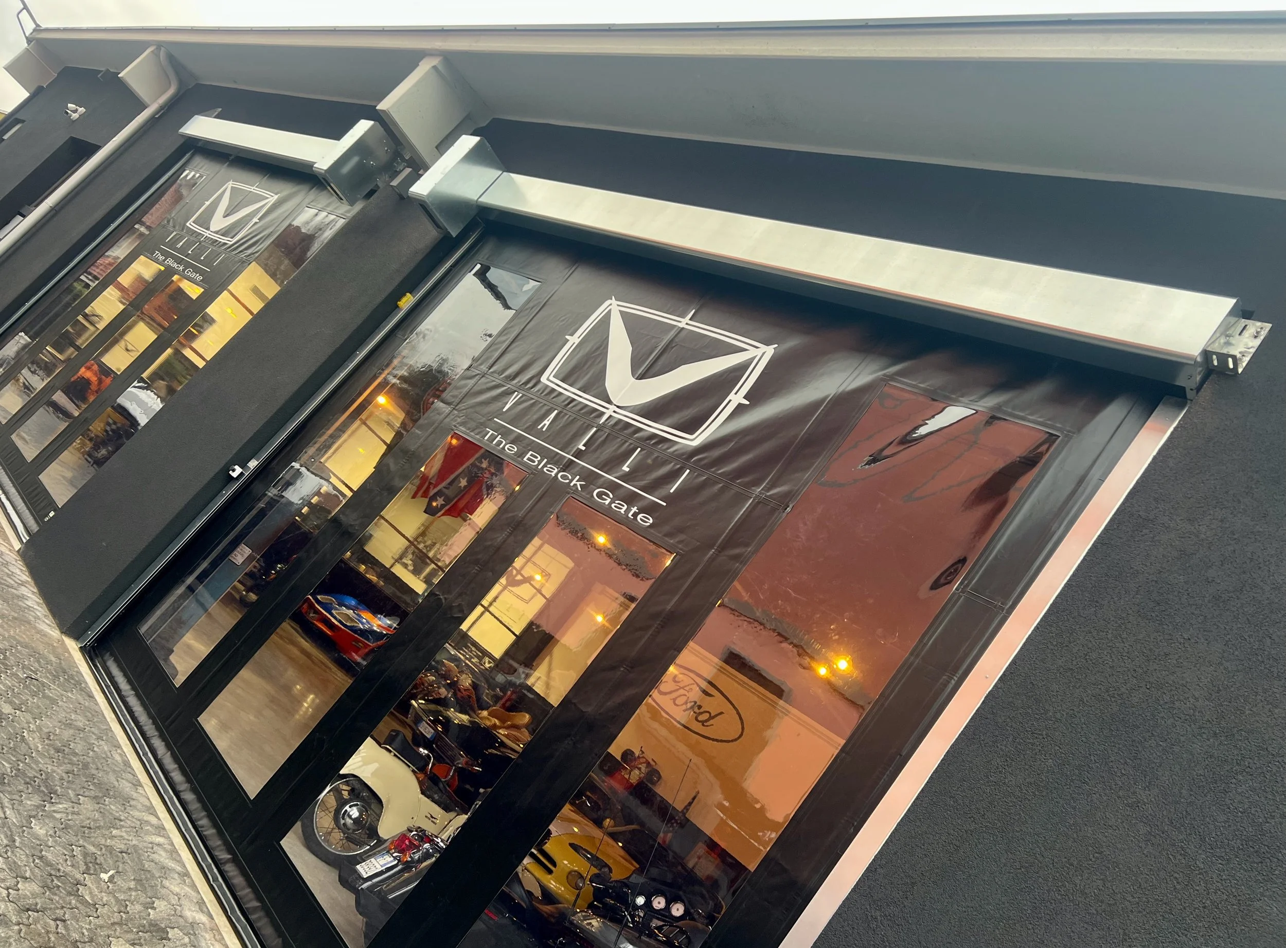 003 VALLI - The Black Gate- selezione.jpeg