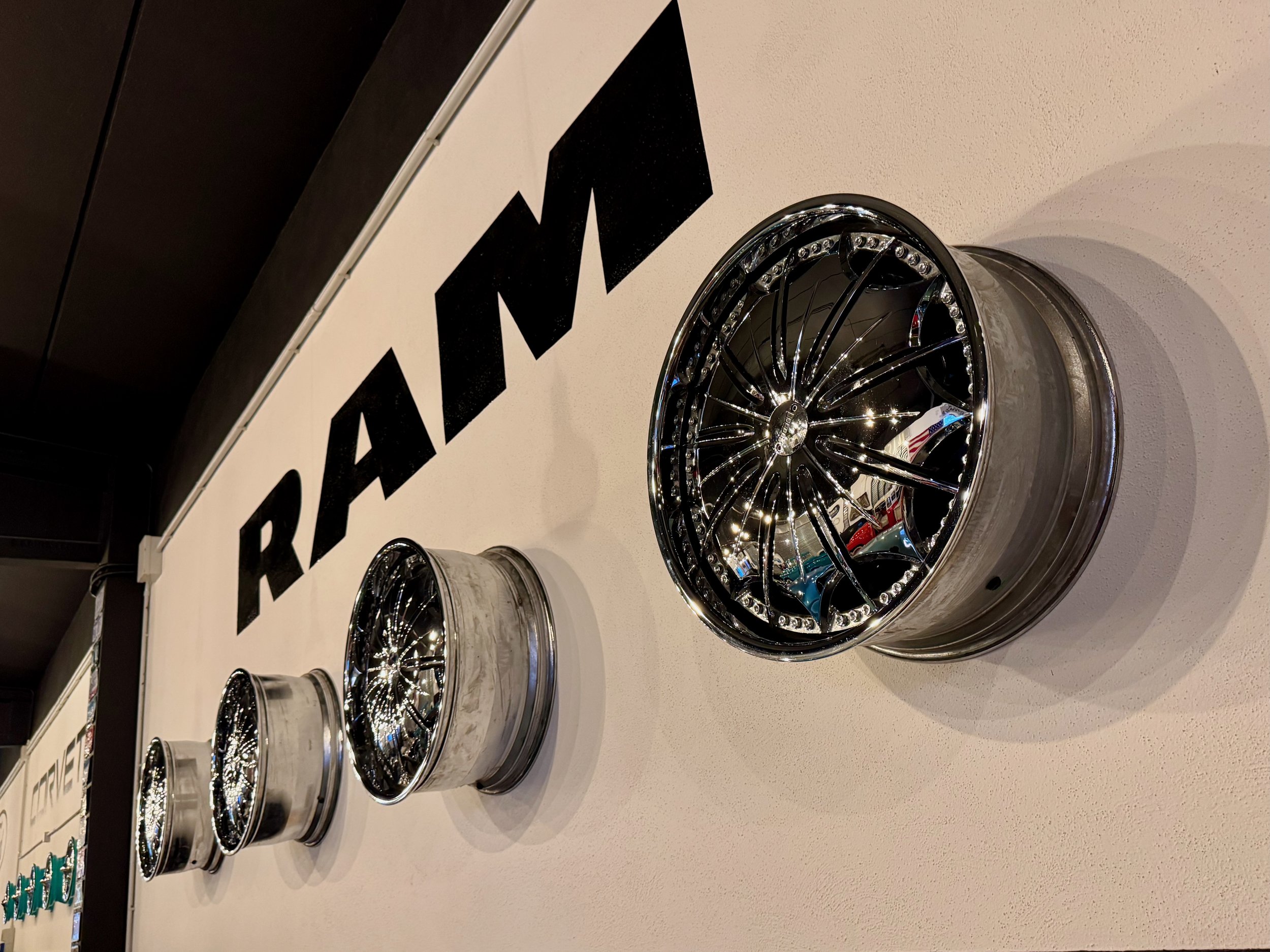 010C VALLI - The Black Gate- selezione.jpeg