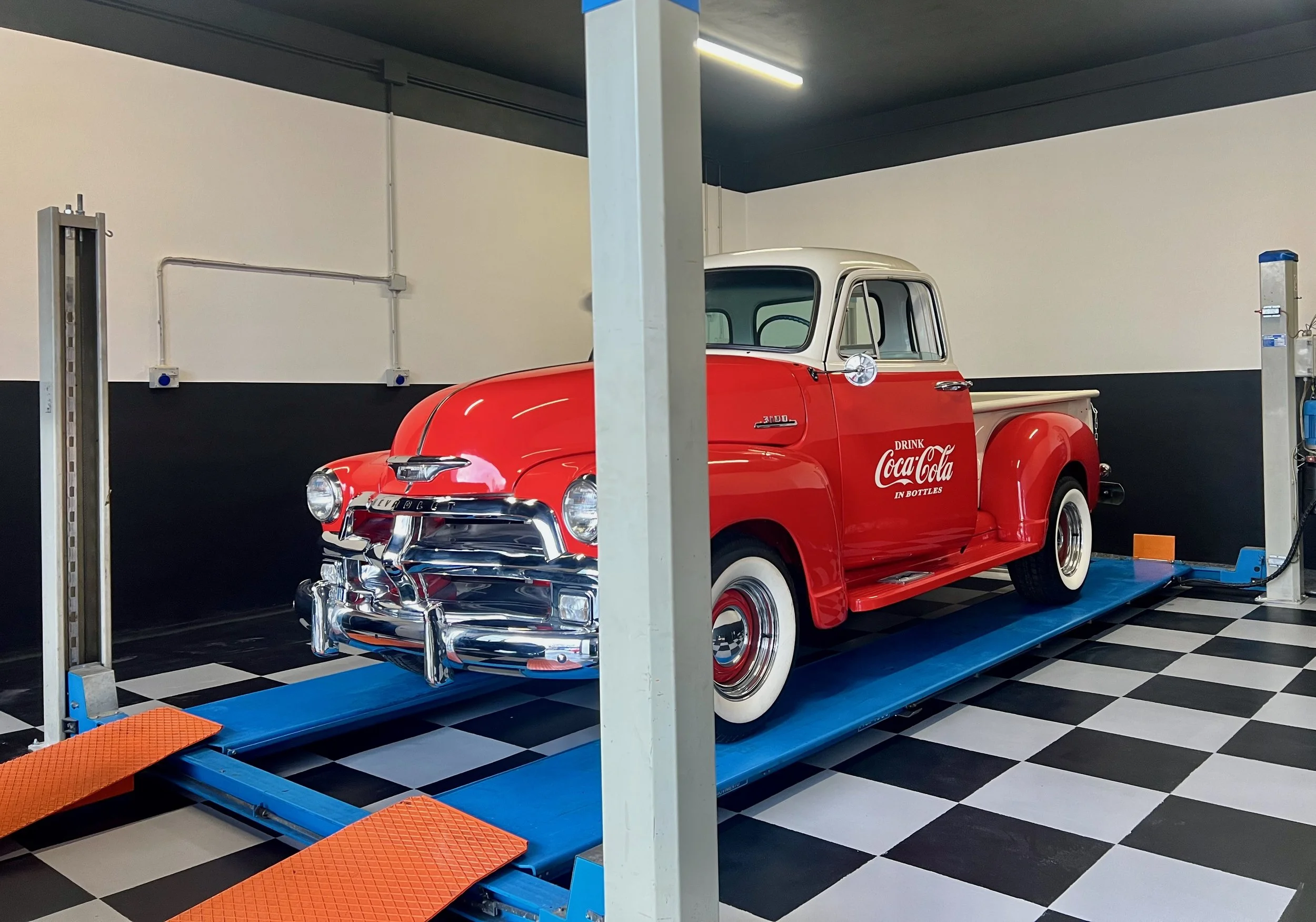 013 VALLI - The Black Gate- selezione.jpeg