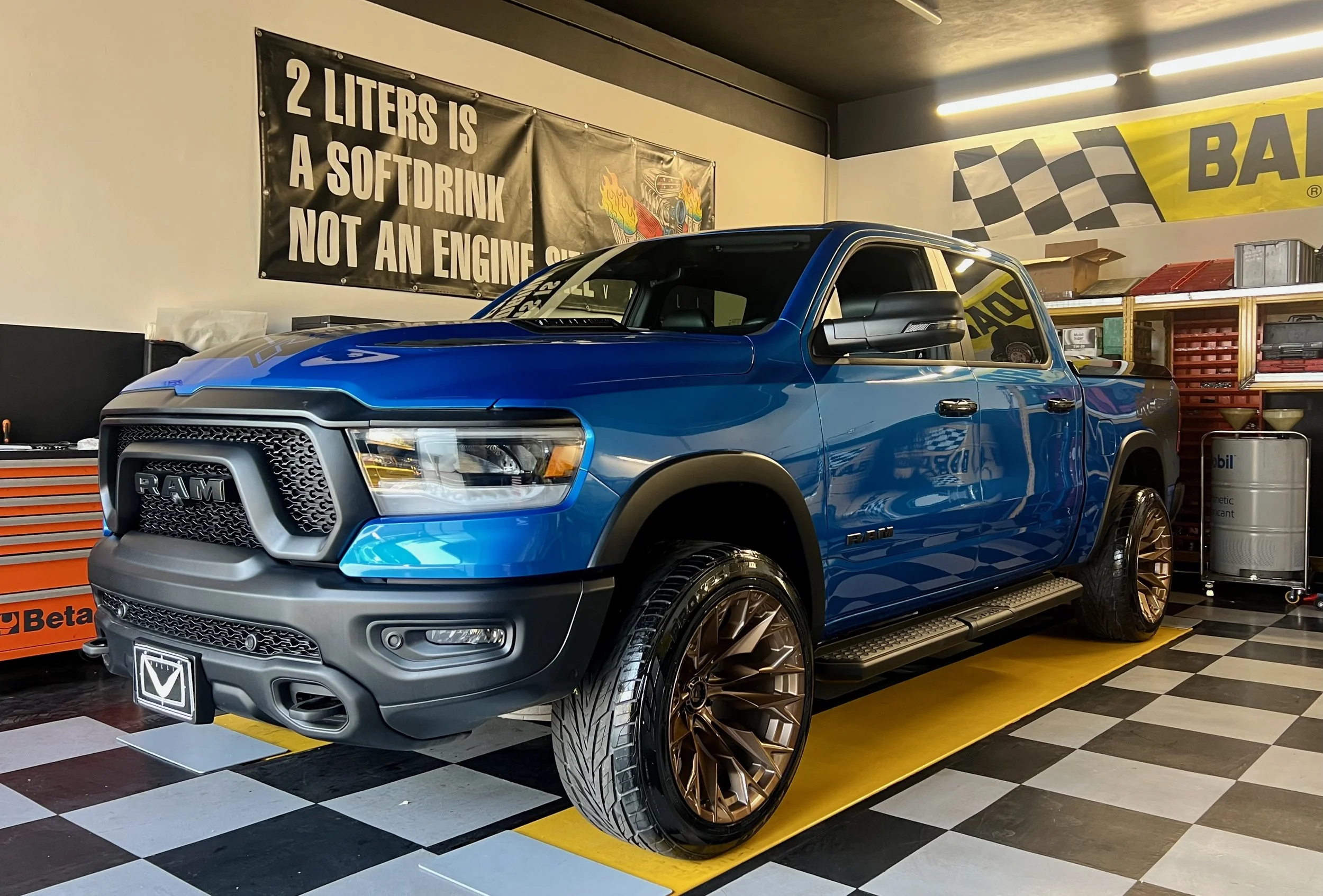 28C VALLI - The Black Gate- selezione.jpeg