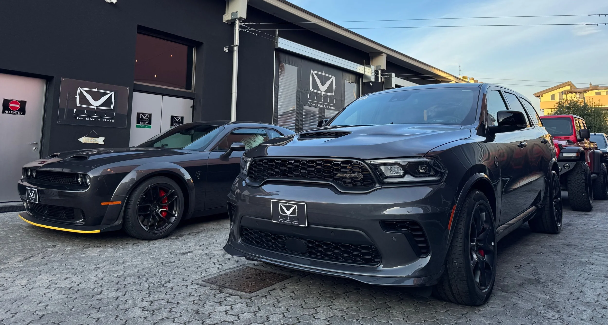 36 VALLI - The Black Gate- selezione.jpeg