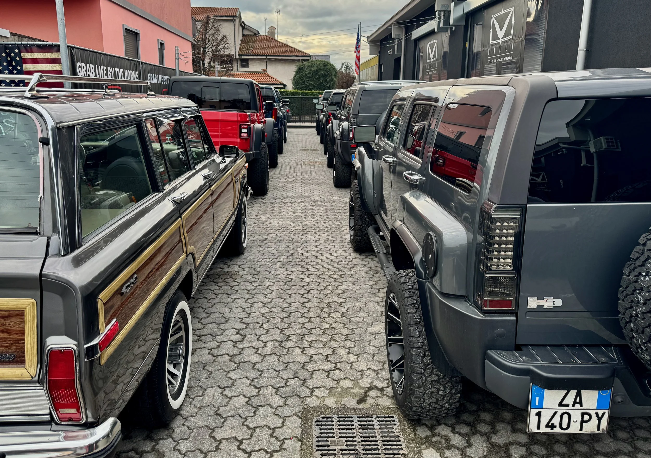 36C VALLI - The Black Gate- selezione.jpeg