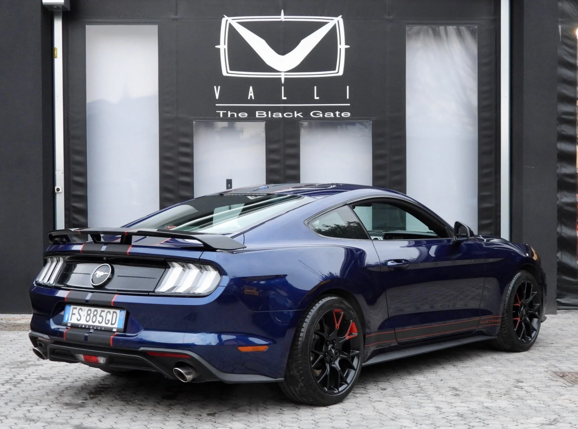 06 2018 Mustang Fastaback Coupè 2.3L Cambio Manuale (2) VALLI - The Black Gate - Angelo Torriani.jpeg