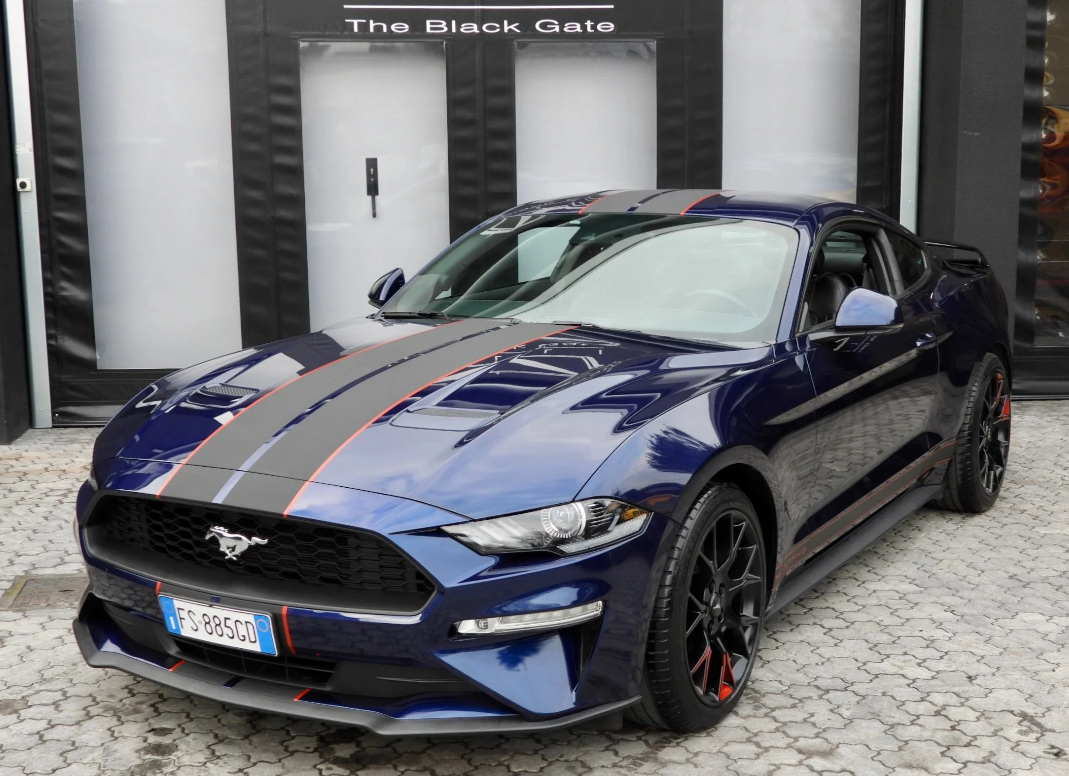 10 2018 Mustang Fastaback Coupè 2.3L Cambio Manuale (2) VALLI - The Black Gate - Angelo Torriani.jpeg