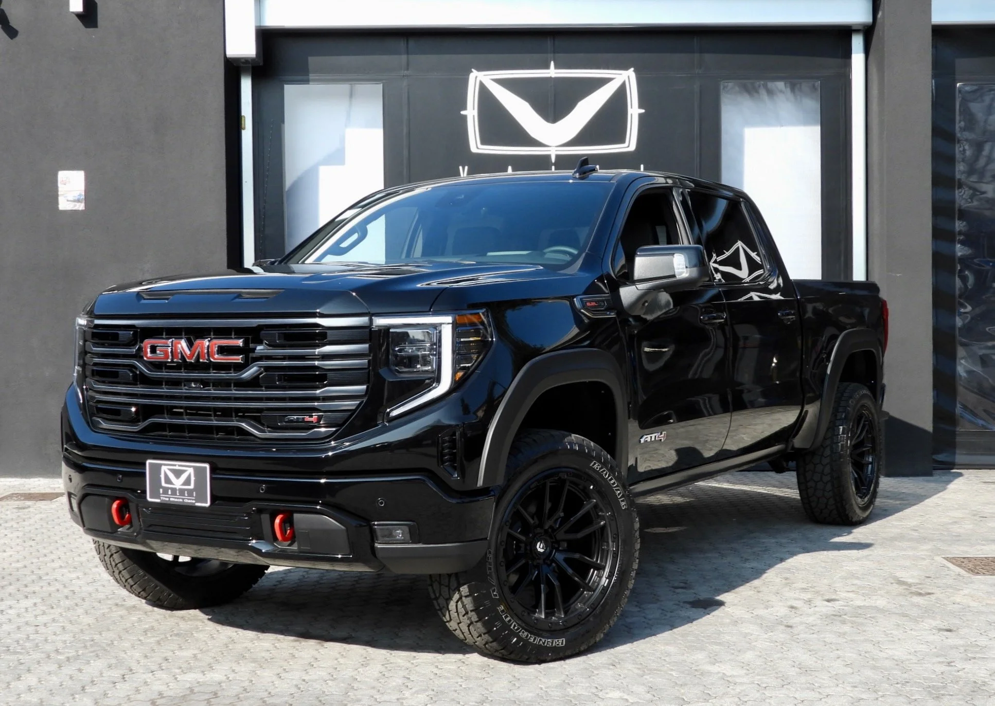 01 2026 GMC Sierra AT4 Onyx Black VALLIzzato.jpeg