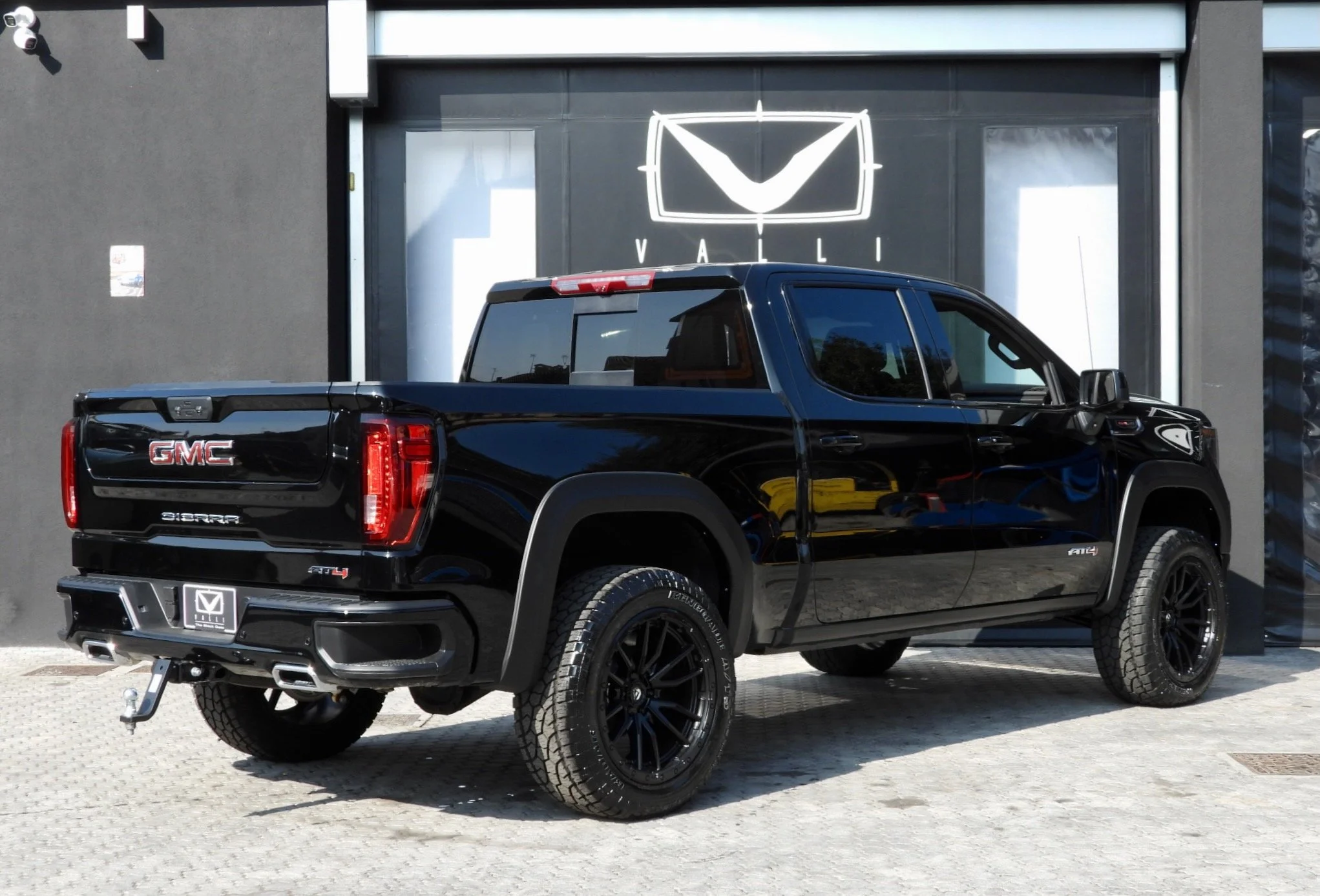 06 2026 GMC Sierra AT4 Onyx Black VALLIzzato.jpeg