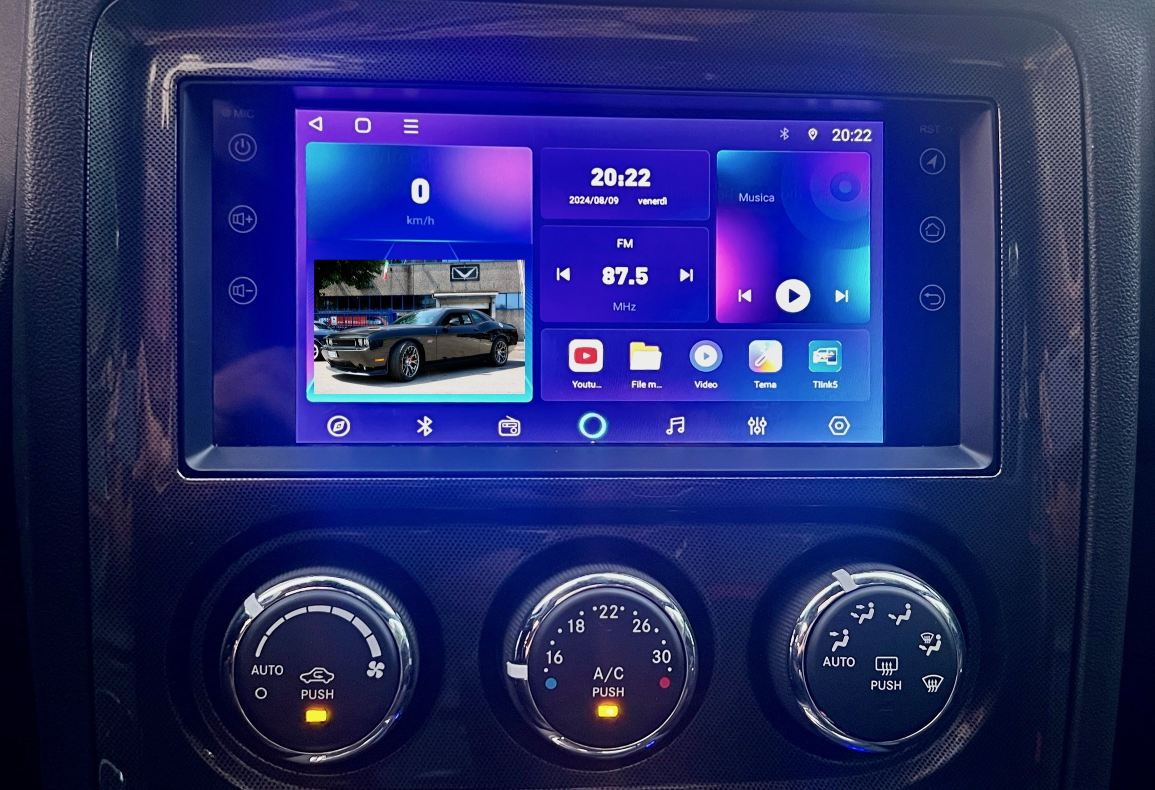 25 2013 Dodge Challenger SRT8 392 6.4L V8 Hemi VALLIstore (3).jpeg