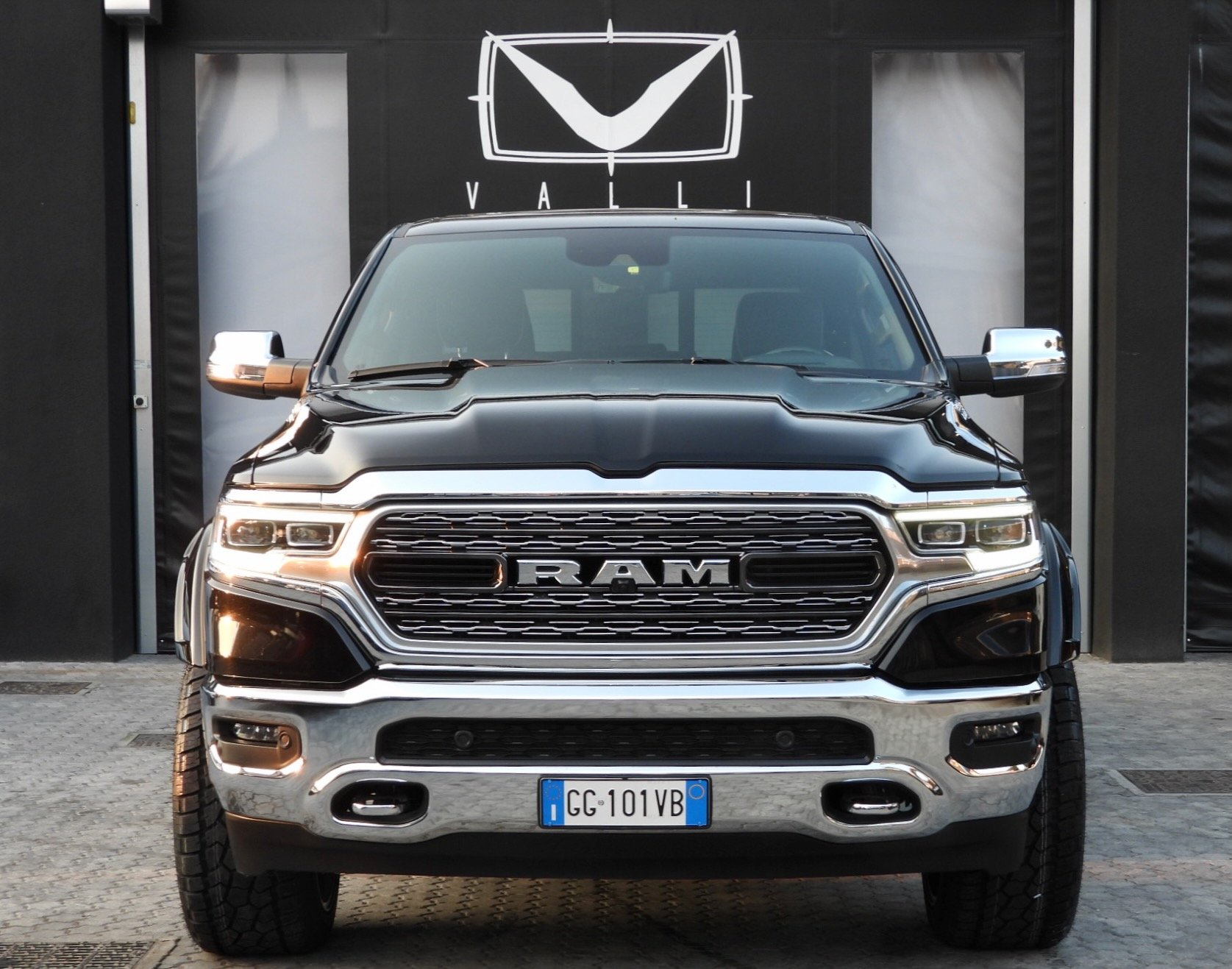 02 2022 Dodge Ram DT Limited Ferdinando Vimercati - VALLI - The Black Gate VALLIzzato - Fuel Contra.jpeg