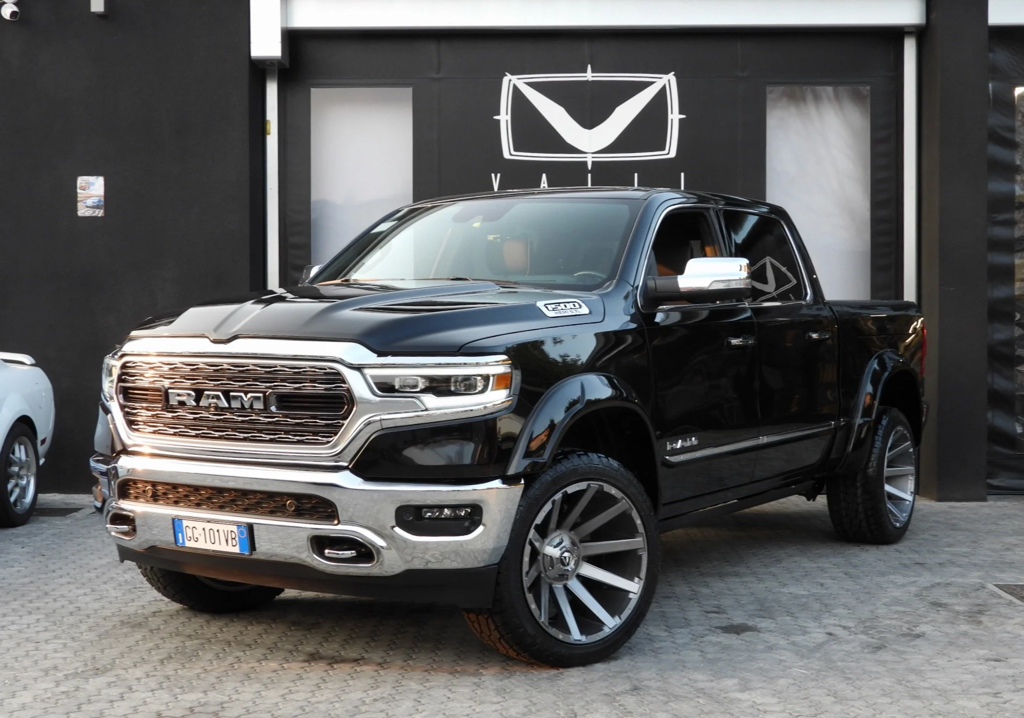 06 2022 Dodge Ram DT Limited Ferdinando Vimercati - VALLI - The Black Gate VALLIzzato - Fuel Contra.jpeg