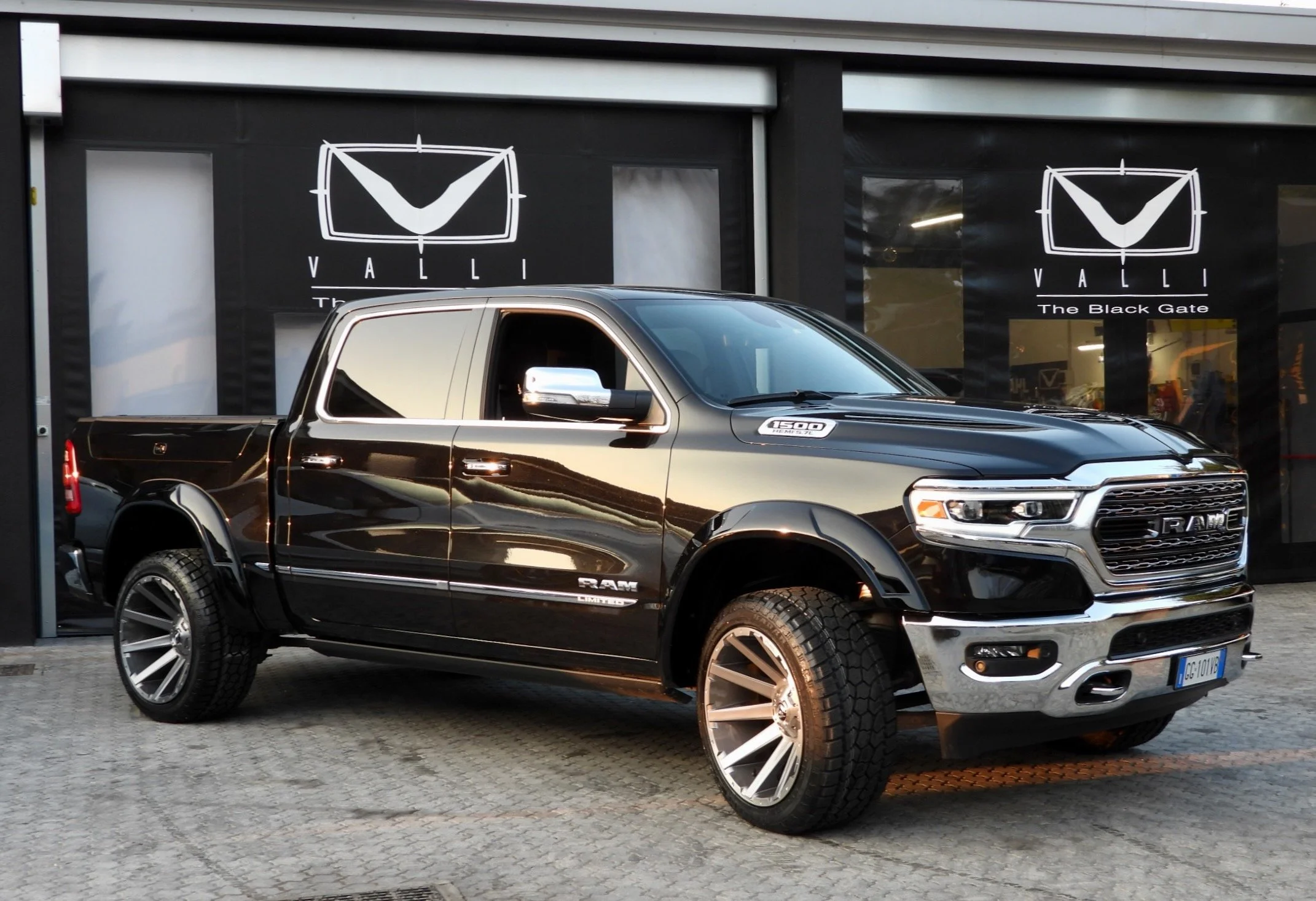 07 2022 Dodge Ram DT Limited Ferdinando Vimercati - VALLI - The Black Gate VALLIzzato - Fuel Contra.jpeg