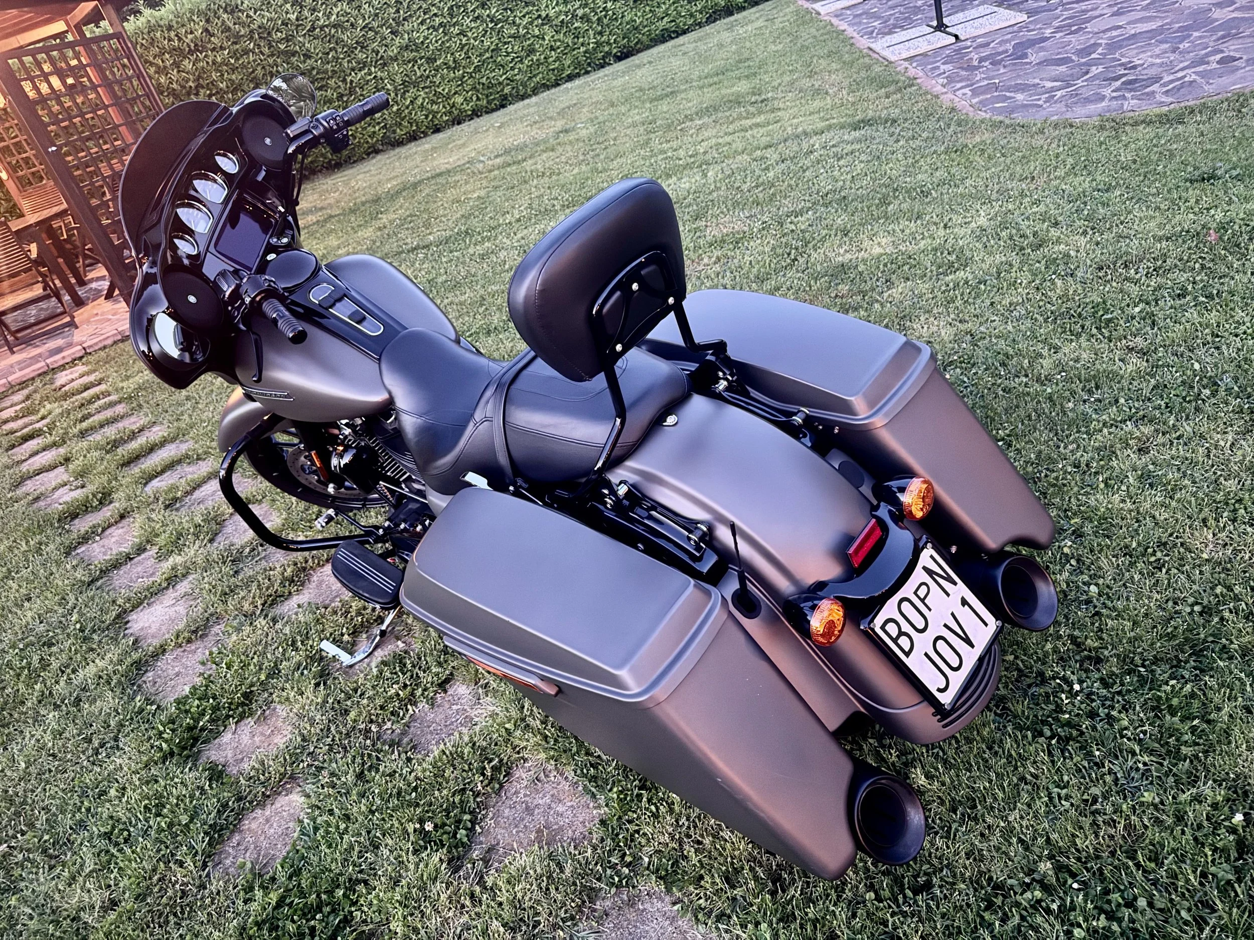 06 2019 HD FLHXS Street Glide 114 Denim Gray.jpeg