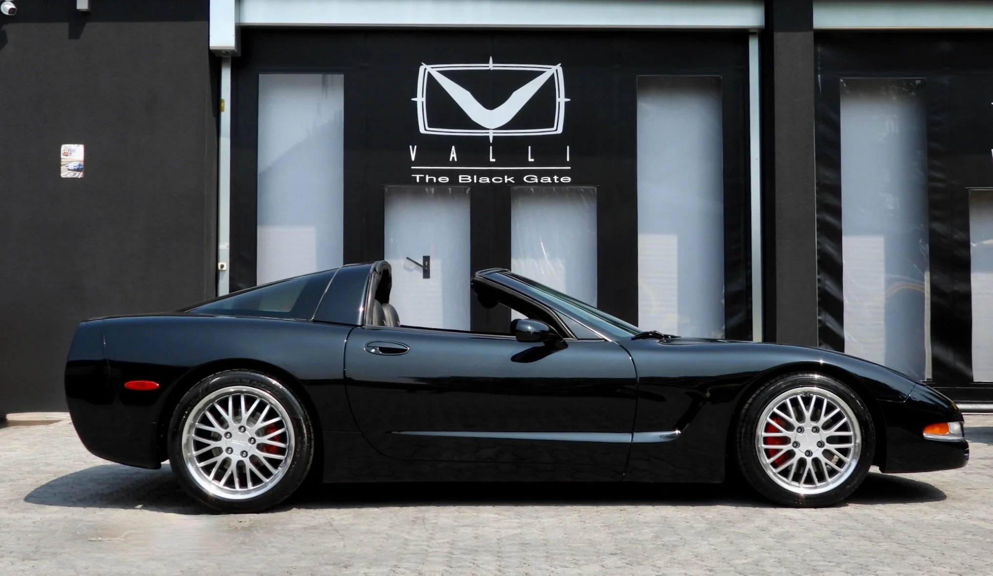 05 1997 Corvette C5 Coupè Tommaso Focari - VALLI - The Black Gate.jpeg