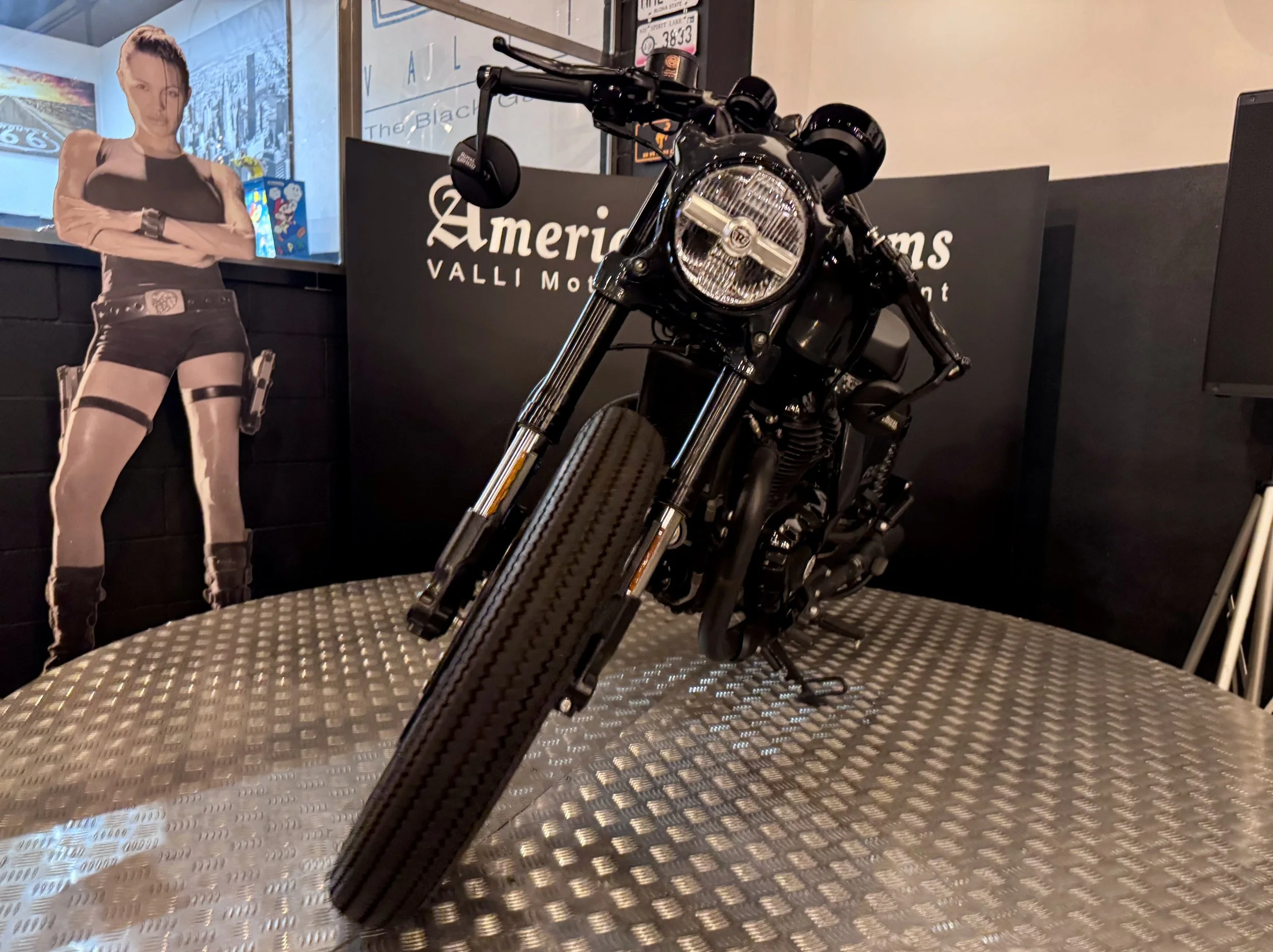 11 2024 Royal Enfield Twin 650 Shotgun Terra Track.jpeg