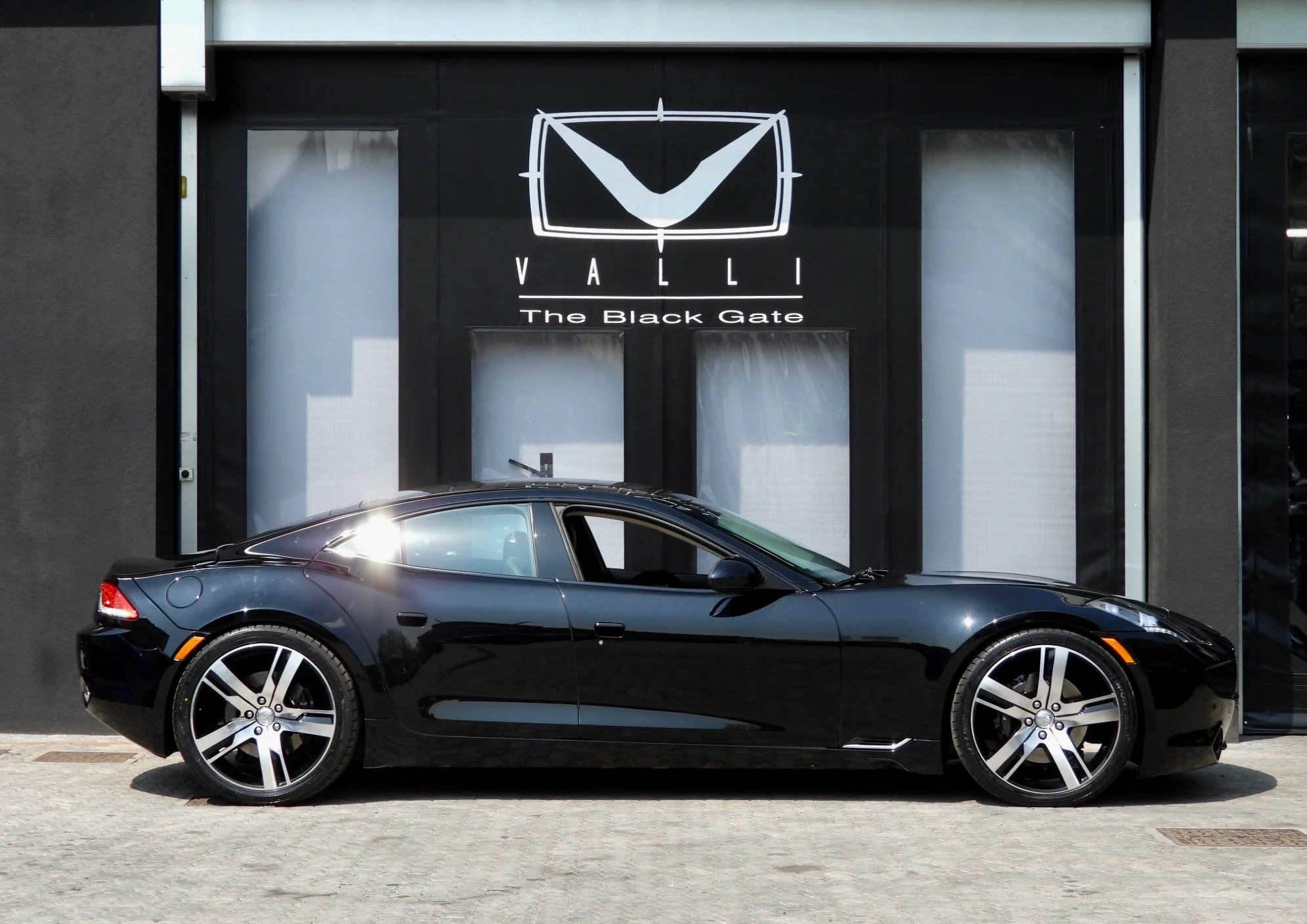 04 2012 Fisker Karma VALLI The Black Gate < Mauro Valli.jpeg