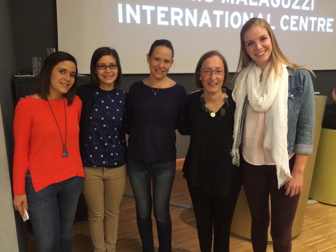 Maestras Bellelli con Claudia Giudici, Presidenta de Reggio Children.