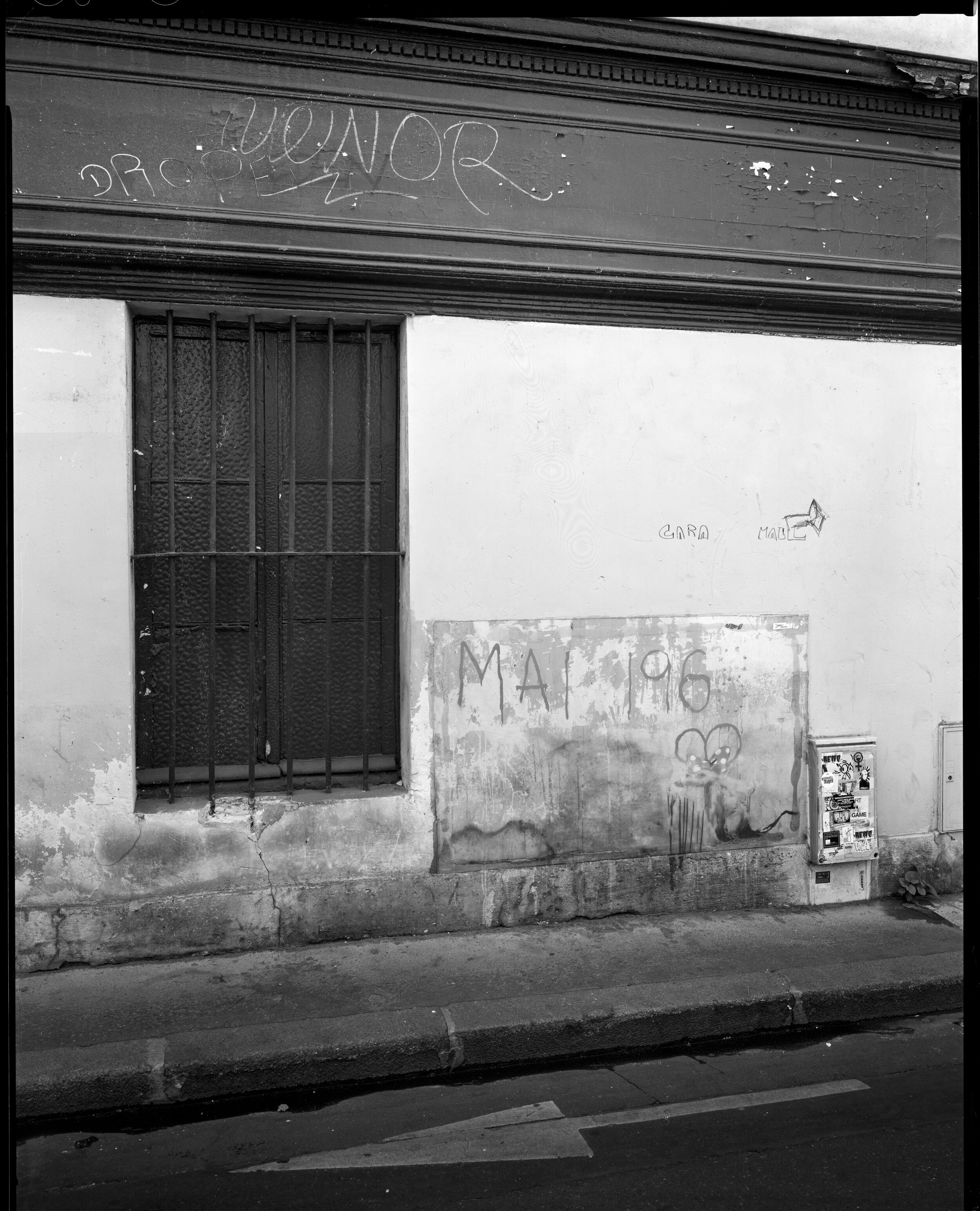 Atget_Paris-30.jpg