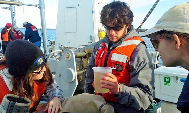 MEES students from last years Biological Oceanography class during their plankton cruise field trip on the Chesapeake Bay, studying gelatinous zooplankton that they caught during the cruise. Photo courtesy of MEES Ph.D. Student Suzi Spitzer