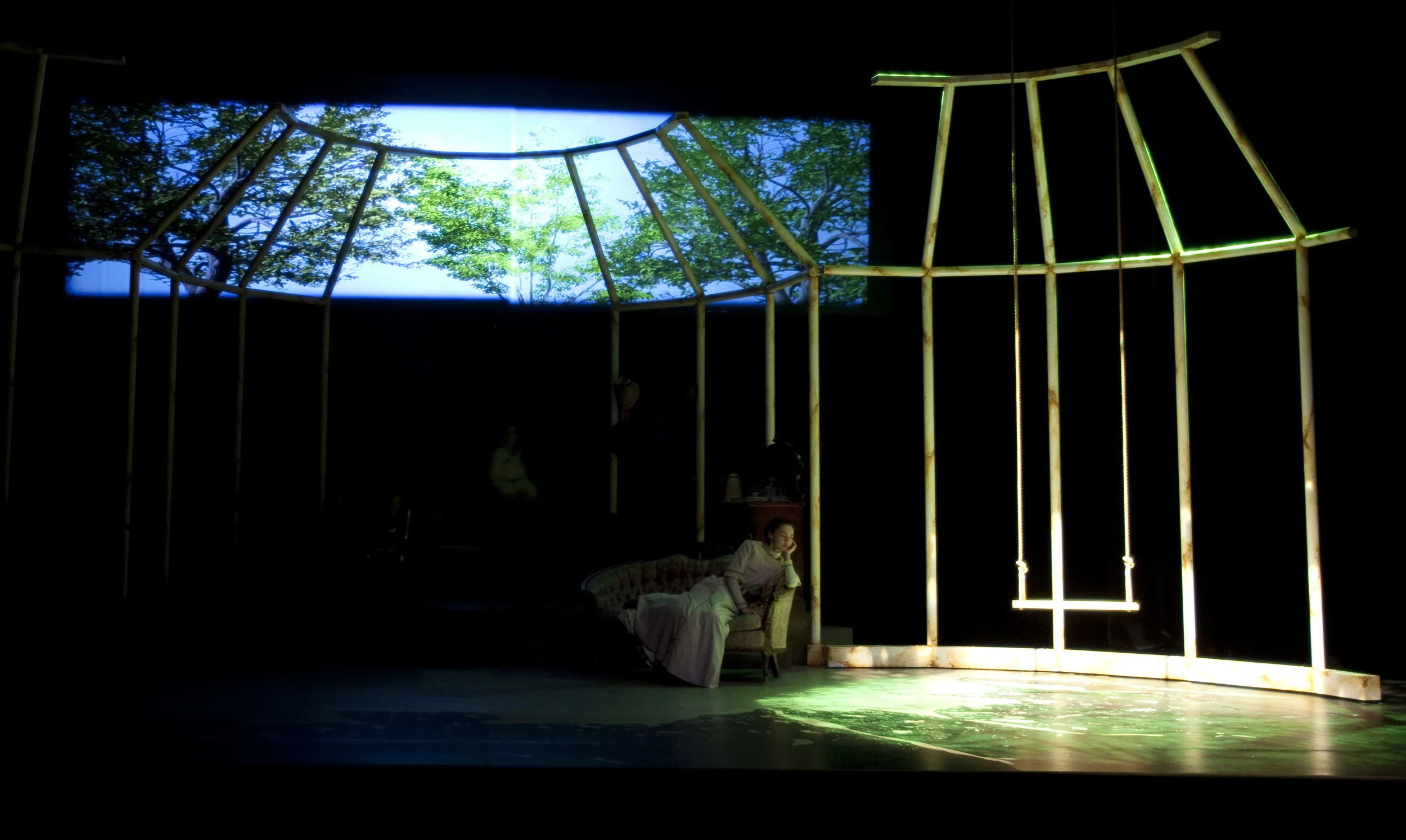 Set Design by Diana Sepulveda Photos by Tim Matheson