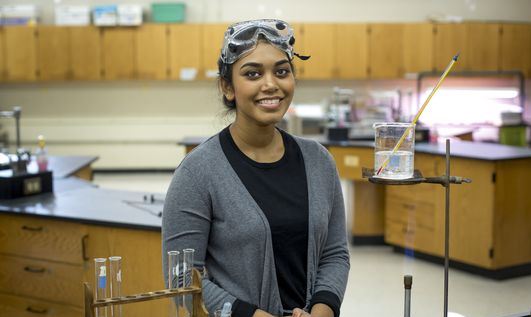 7b5dec4772e47c66-Aishah-Ahmed-PTH0120-INTEL-STUDENT001-b.jpg