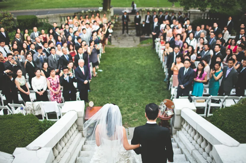 tin-sparrow-wedding-aisle