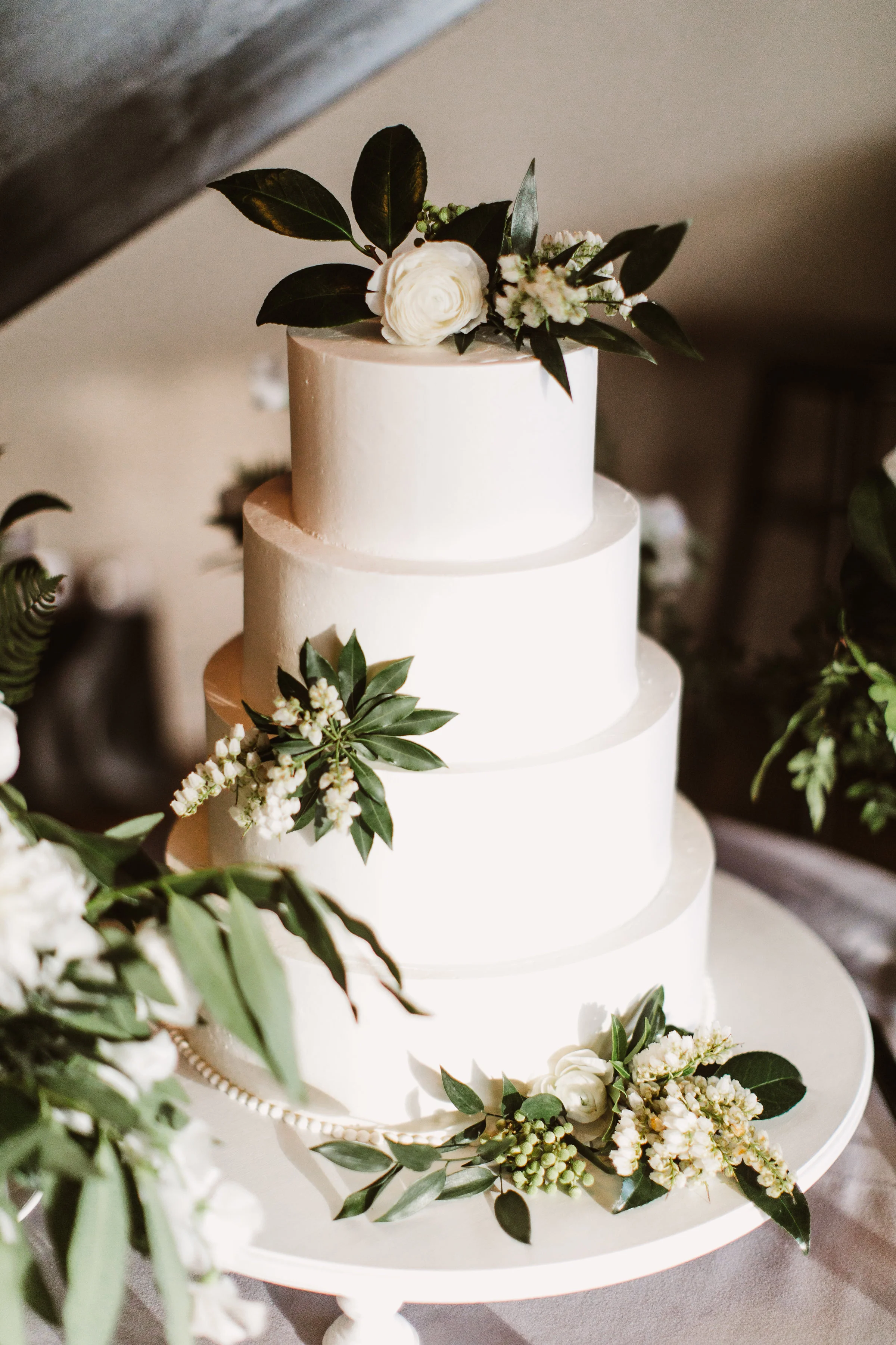 Fourteen-Forty-PatFurey-Spring-Roundhouse-Wedding-25.jpg