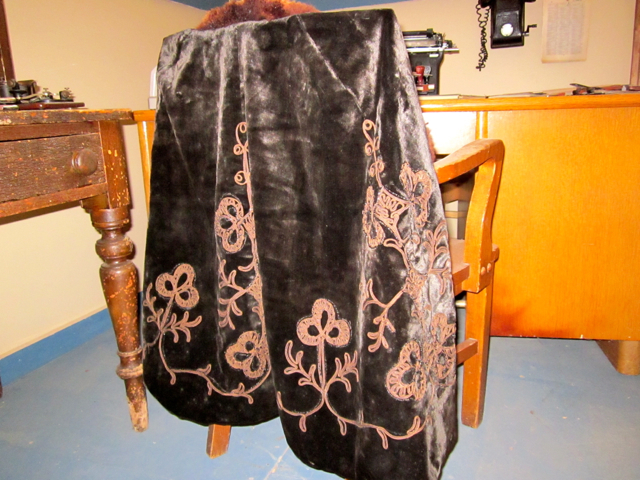 Velvet cape