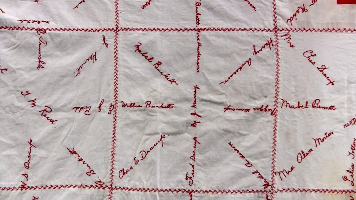 red cross quilt6.jpg